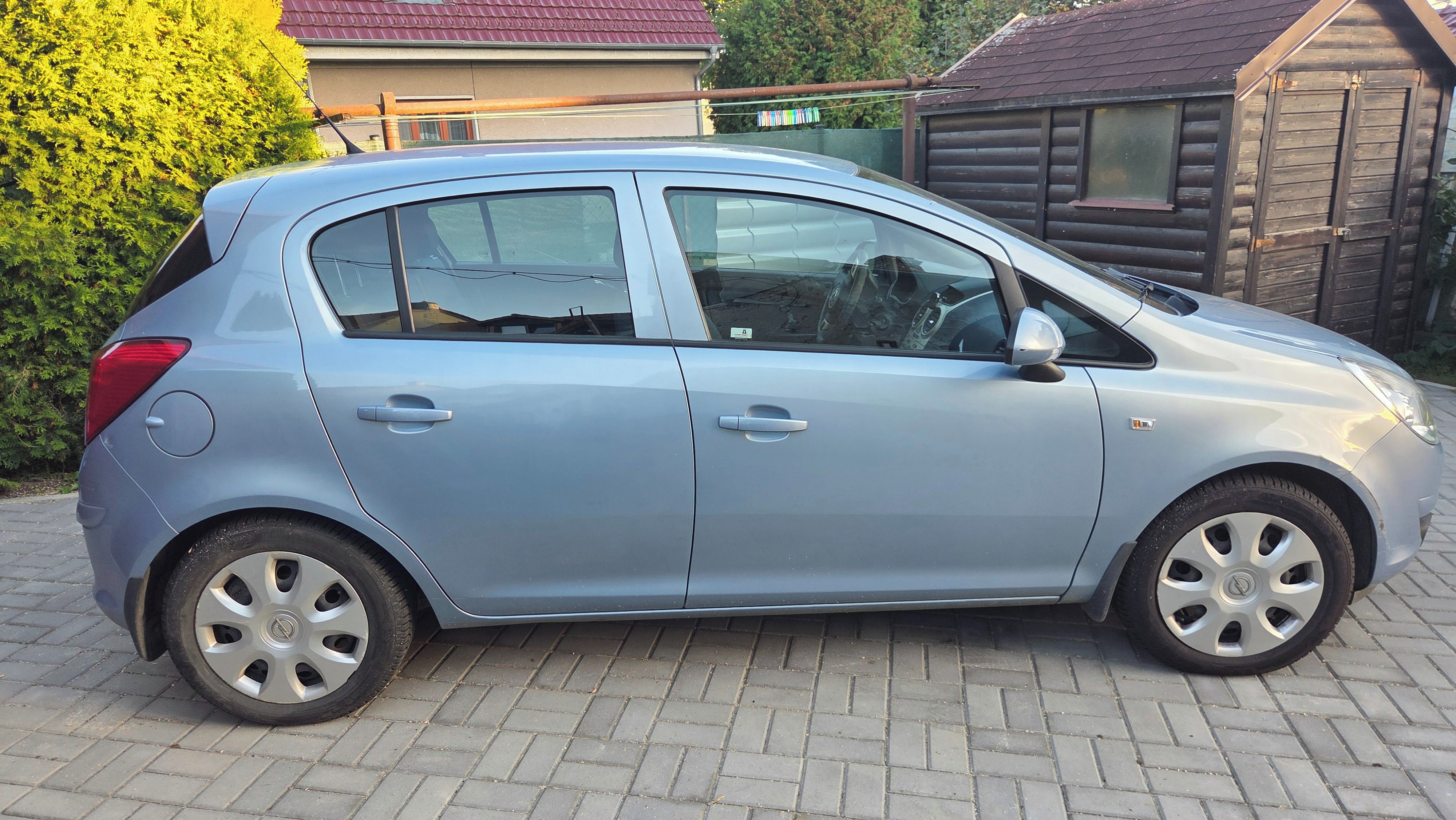 Opel Corsa, 1,2 16V (AC) - fotka 3