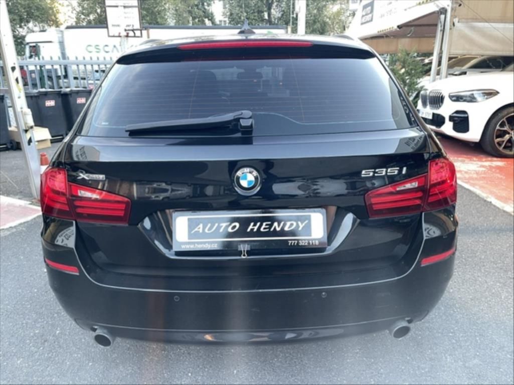 BMW Řada 5, 3,0 535i xDrive AUT,NAVI,PANOR - fotka 6