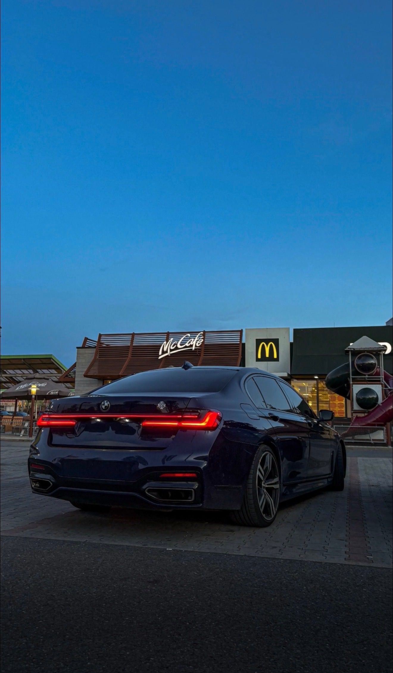 BMW Řada 7, Bmw 750Li X-drive 650 PS - fotka 3