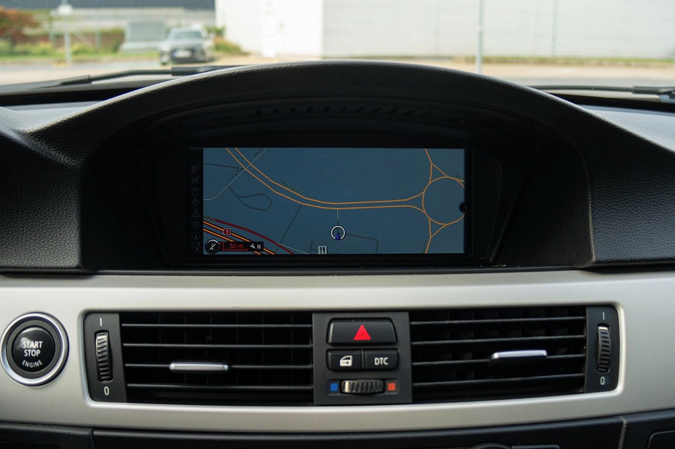 BMW Řada 3, 320i Touring 2.0i (125kW) NAVI - fotka 6