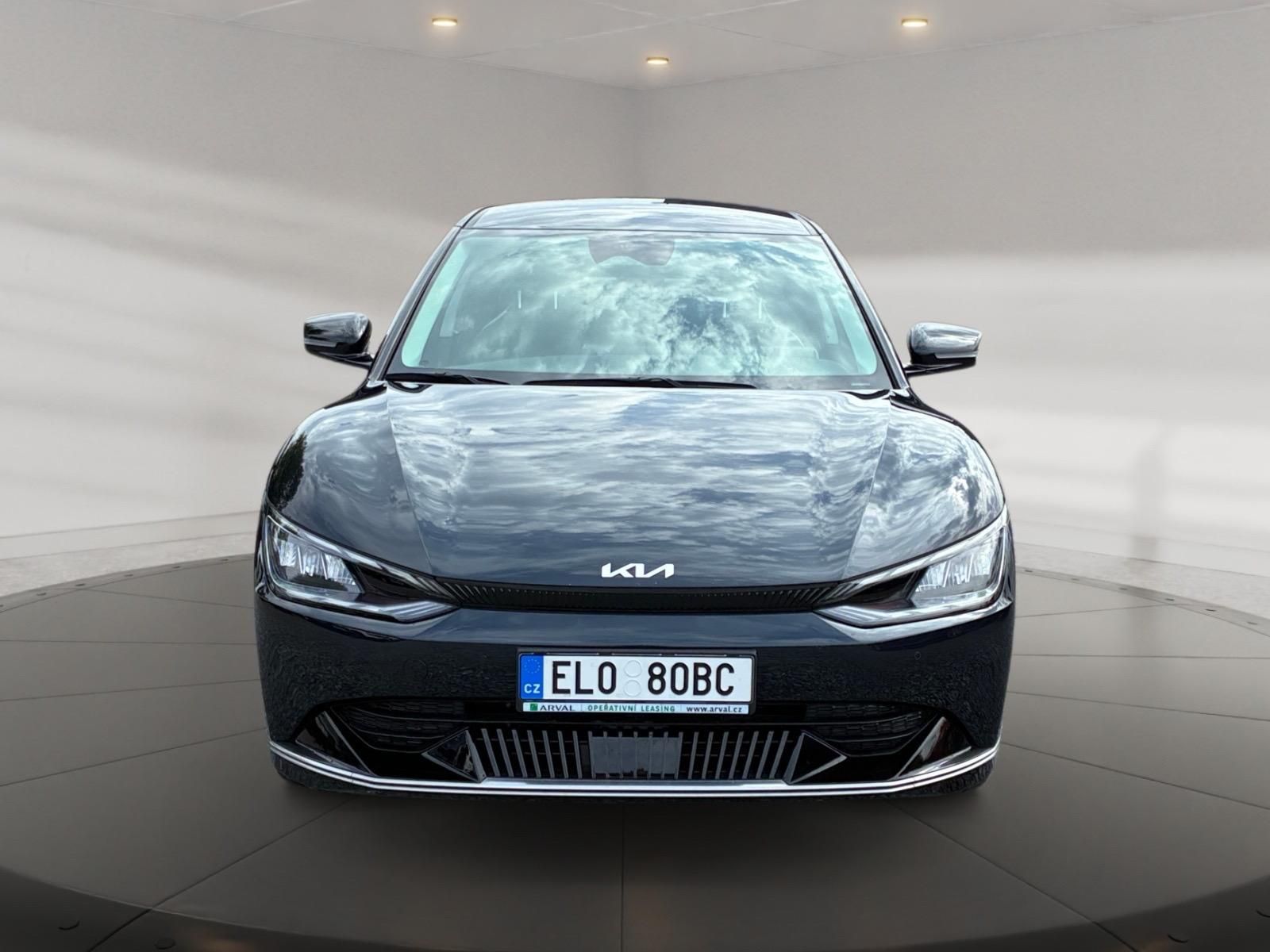 Kia EV6, EARTH 77kWh 168kW CZ DPH - fotka 2