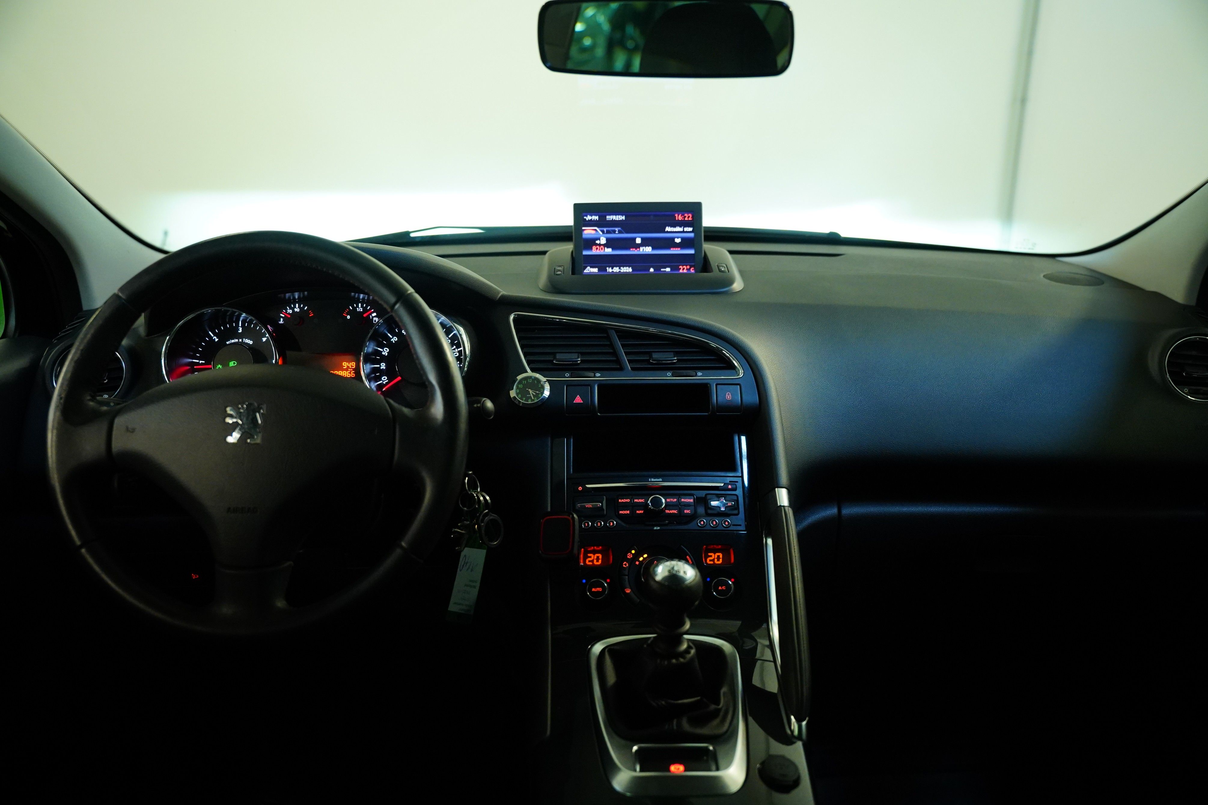 Peugeot 3008, 1.6HDi 82kW - fotka 5