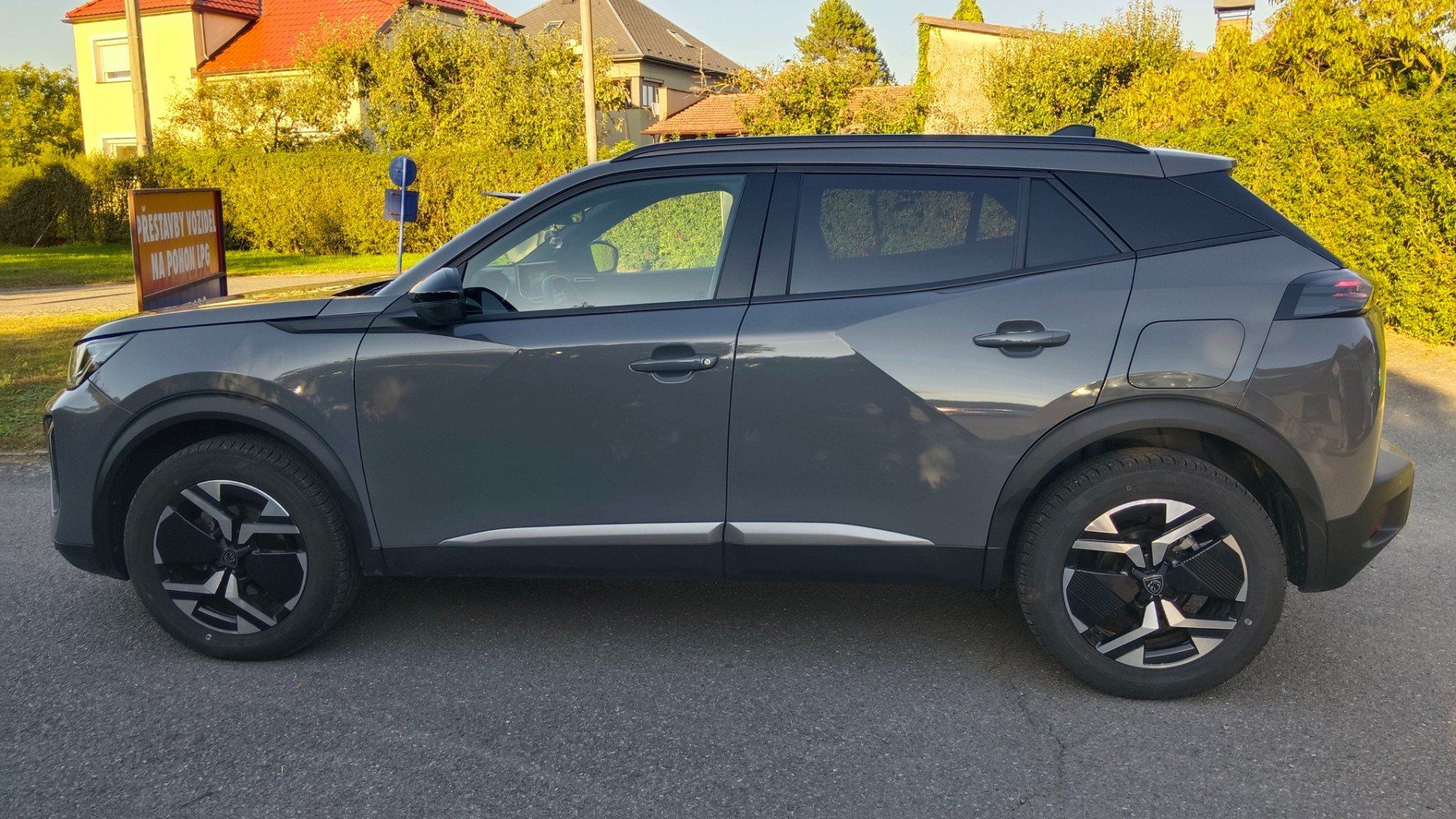 Peugeot 2008, 1.2 96KW  automat odpočet - fotka 3