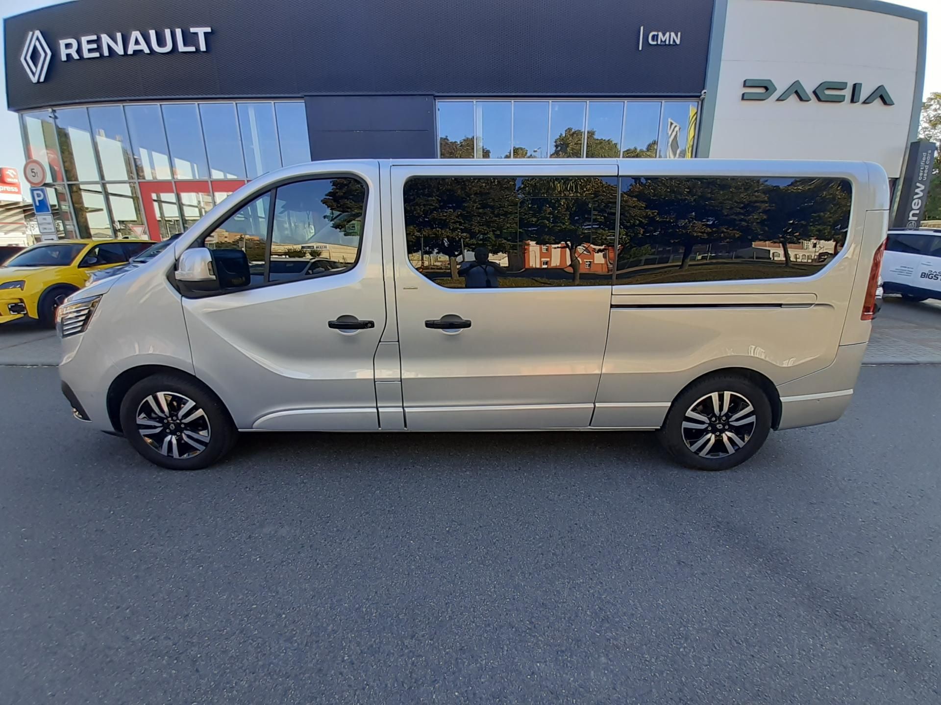 Renault Trafic, L2 SpaceClass Blue dCi 170 EAG - fotka 5