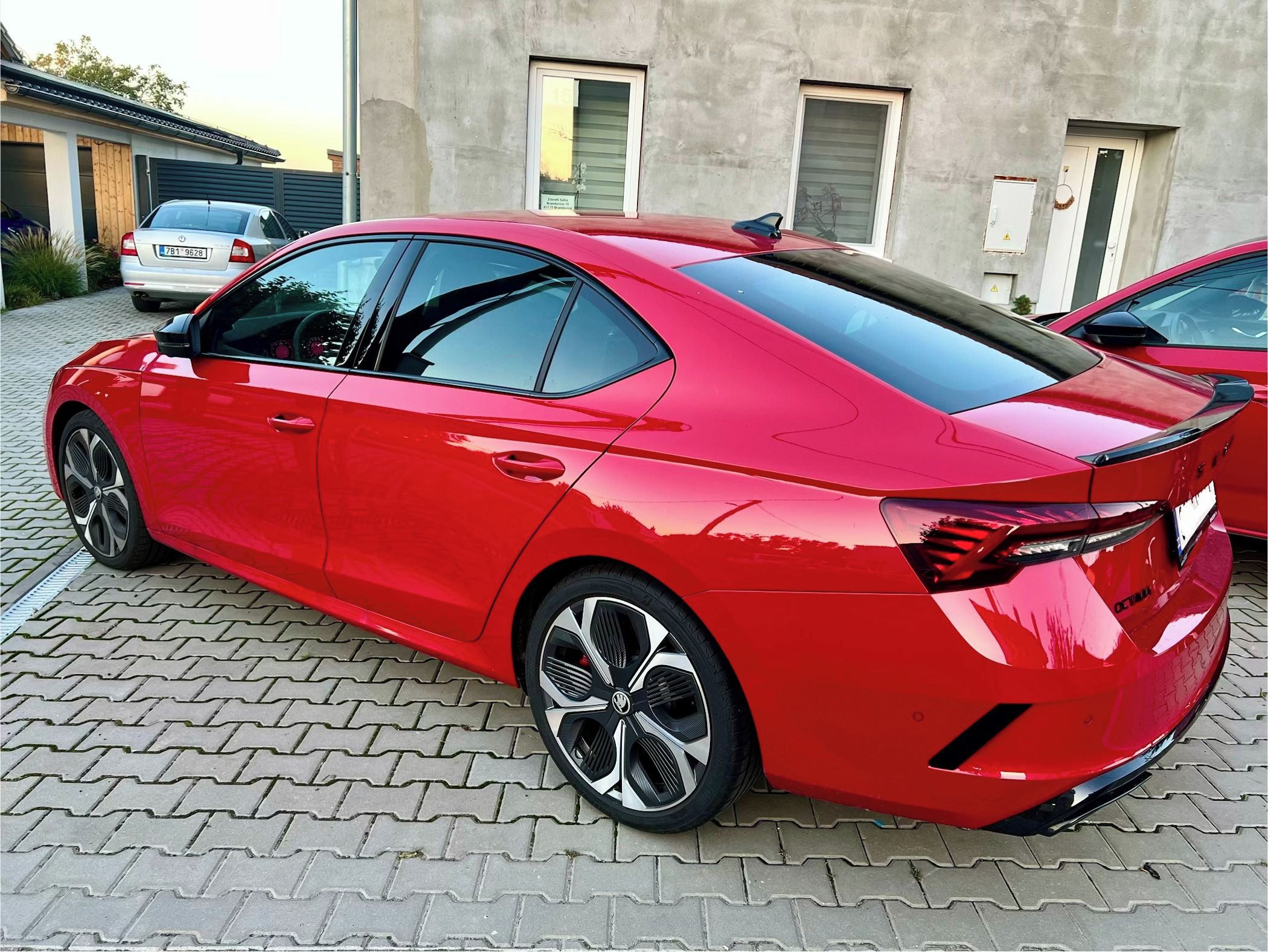 Škoda Octavia, 2.0 TSI RS 195kW DSG - fotka 2