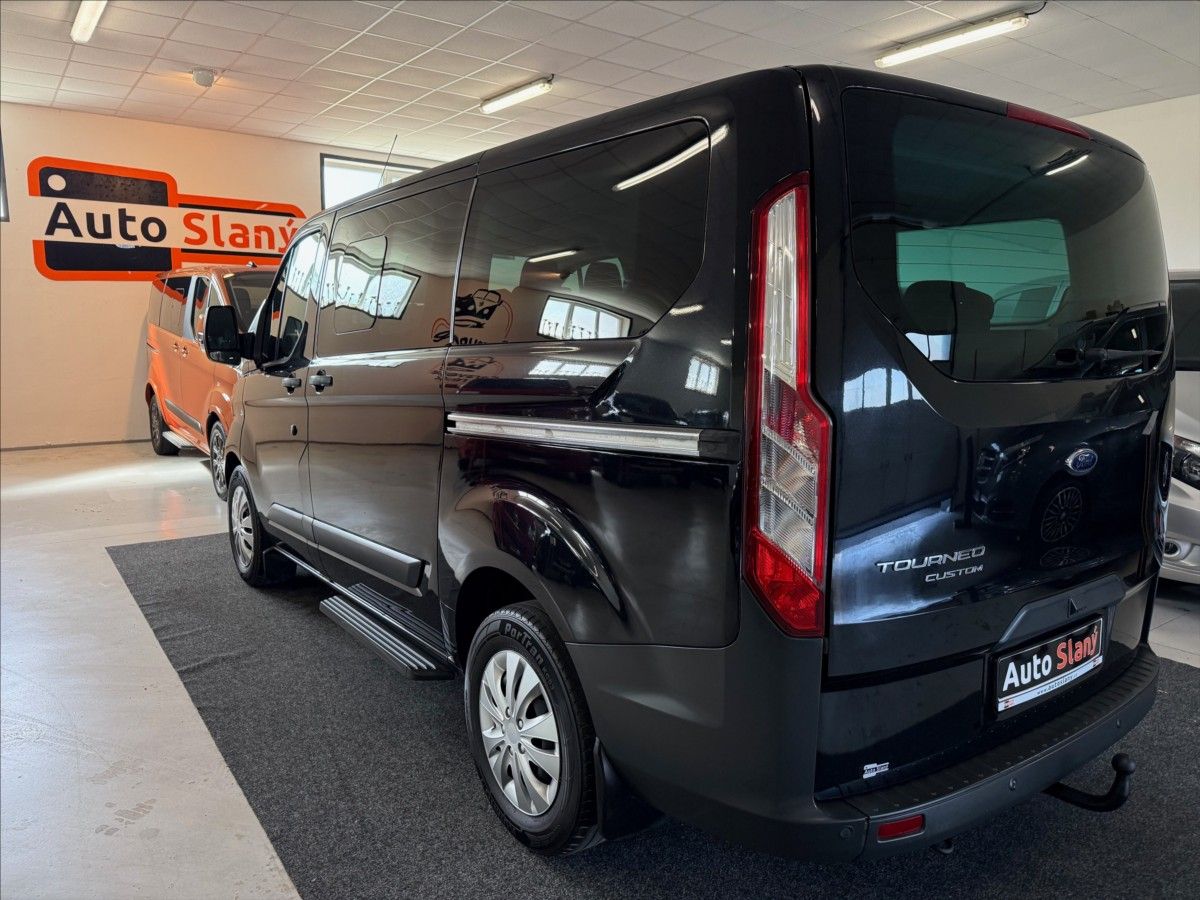 Ford Tourneo Custom, 2,2 9míst,92kW,po servisu - fotka 5