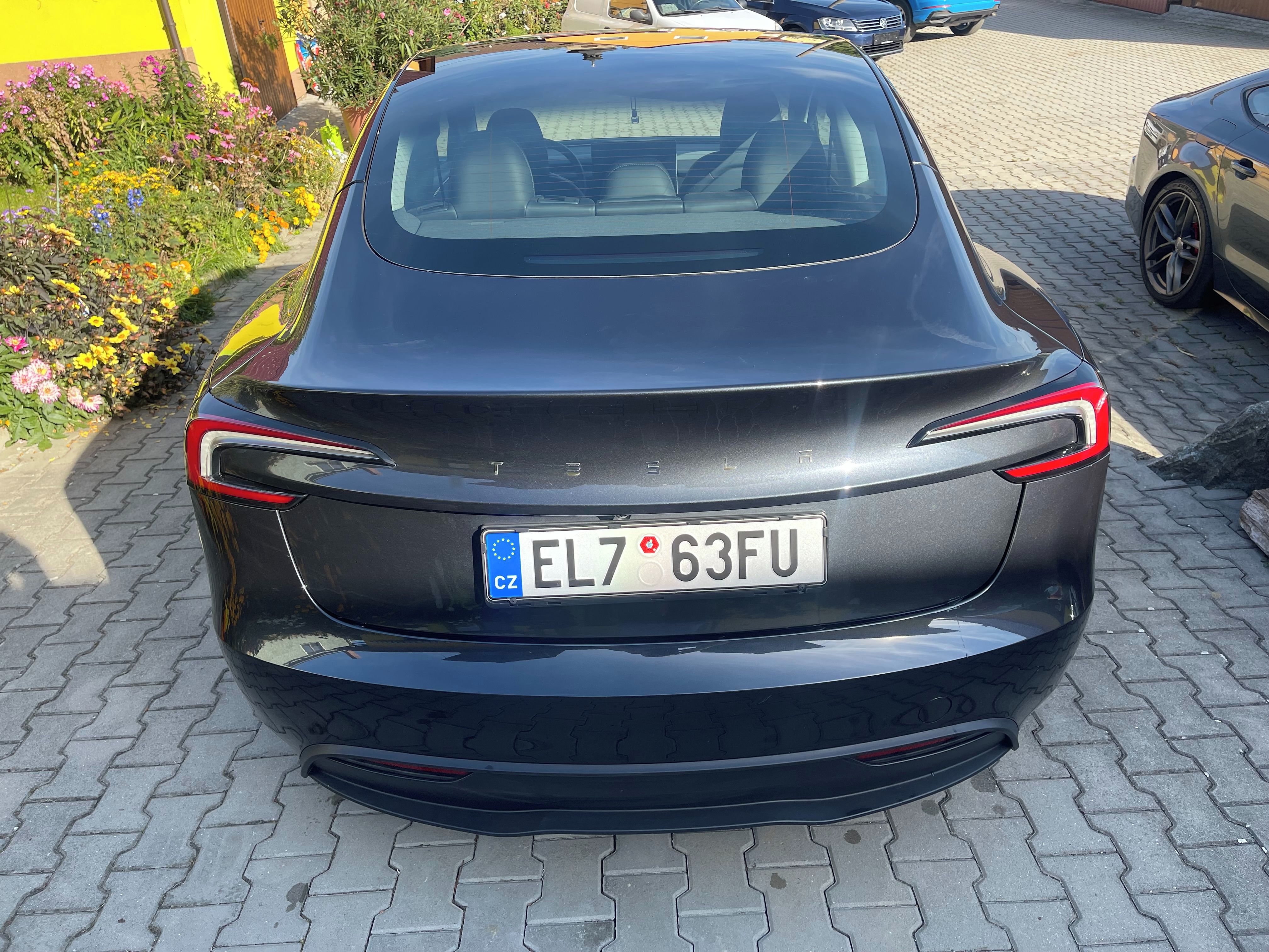 Tesla Model 3, Long Range  highlander - fotka 5