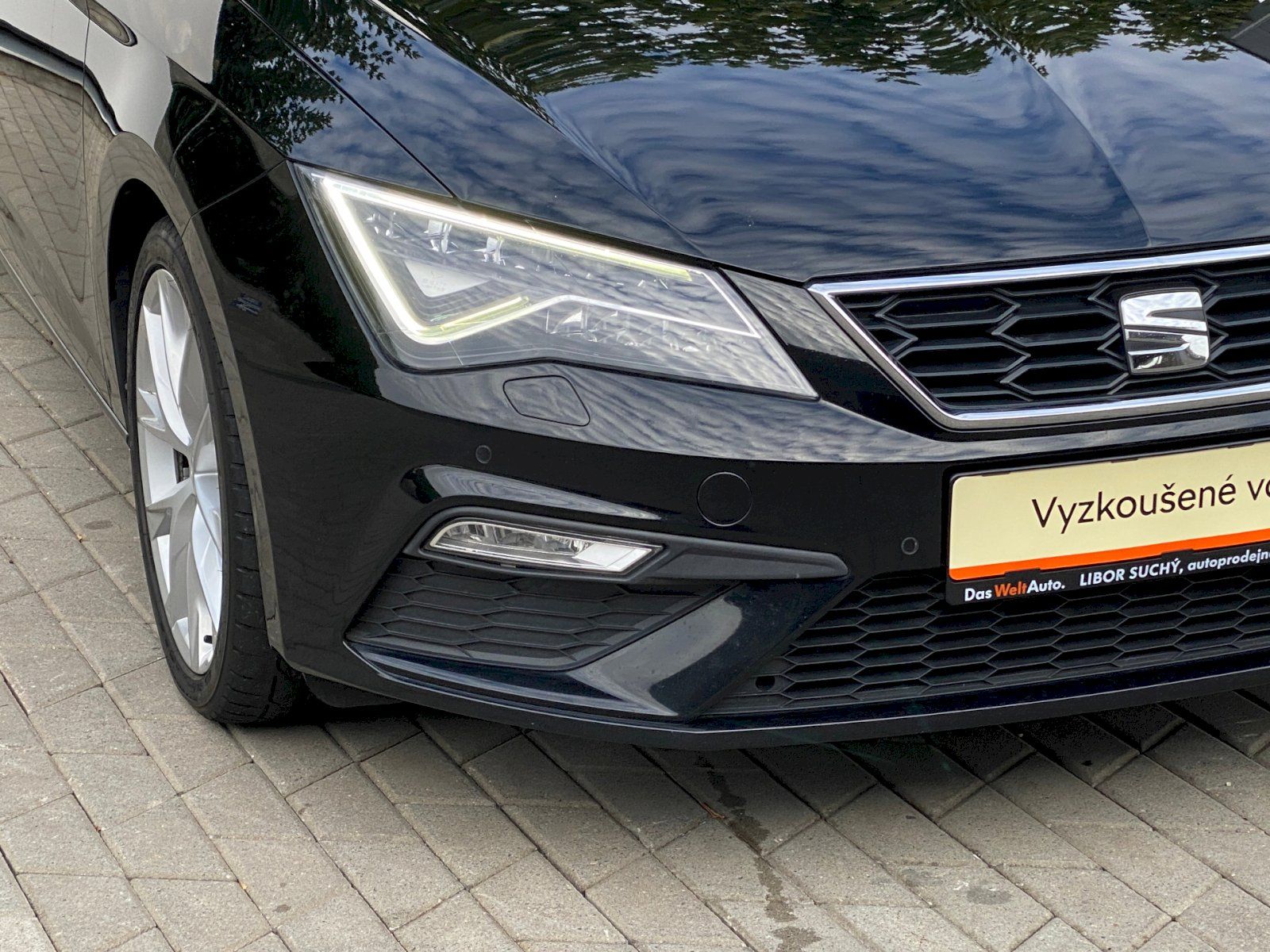 Seat Leon, FR 1.5 TSI 130k 6M - fotka 6