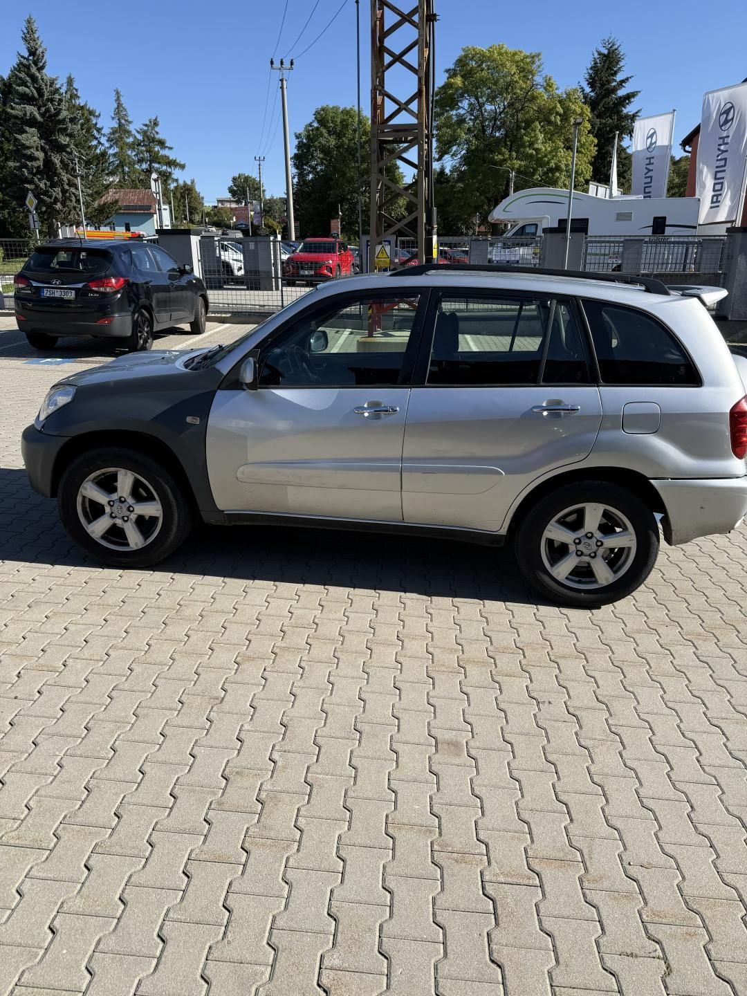 Toyota Rav4, D-4D 85kW 4x4,TAŽNÉ ZAŘÍZENÍ - fotka 4