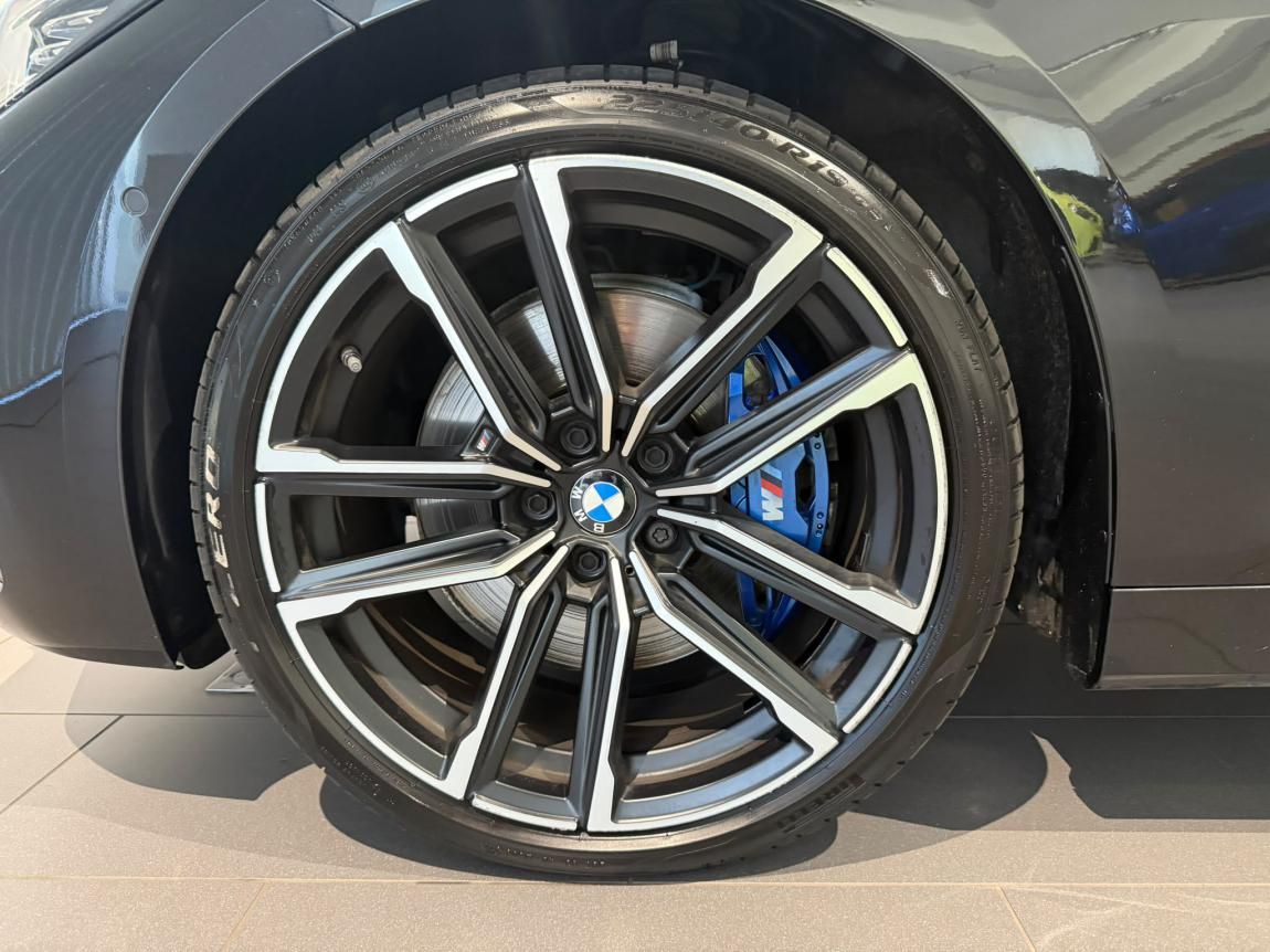 BMW Řada 4, M440i xDrive Convertible - fotka 4