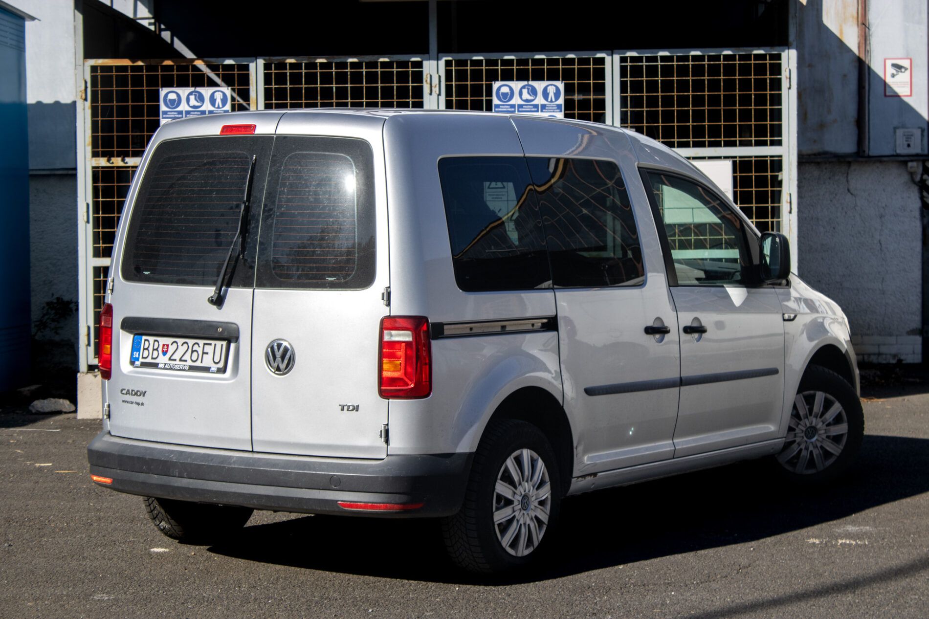 Volkswagen Caddy - fotka 5