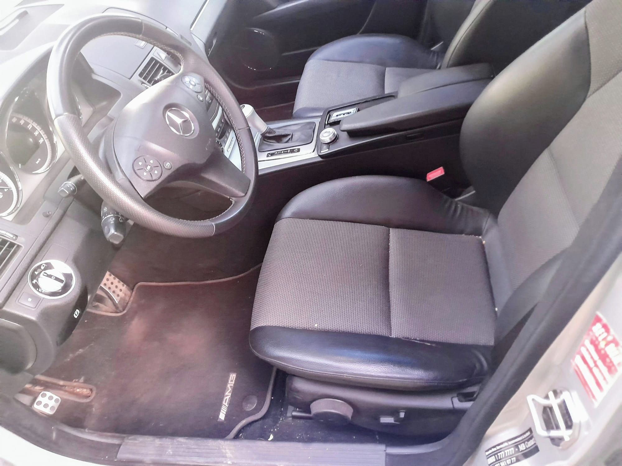 Mercedes-Benz Třídy C, Mercedes-Benz C250 CDI 4MATIC - fotka 6