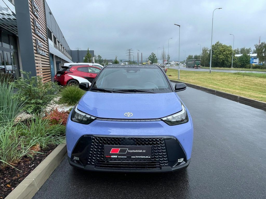 Toyota Aygo, 1.5 Hybrid automat Style - fotka 4