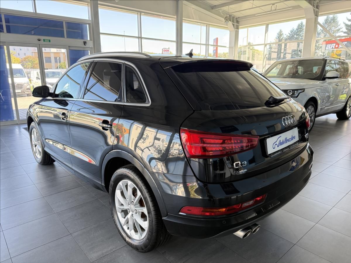 Audi Q3, 1,4   TSI 110kW,SERVISKA,TAŽNE - fotka 4