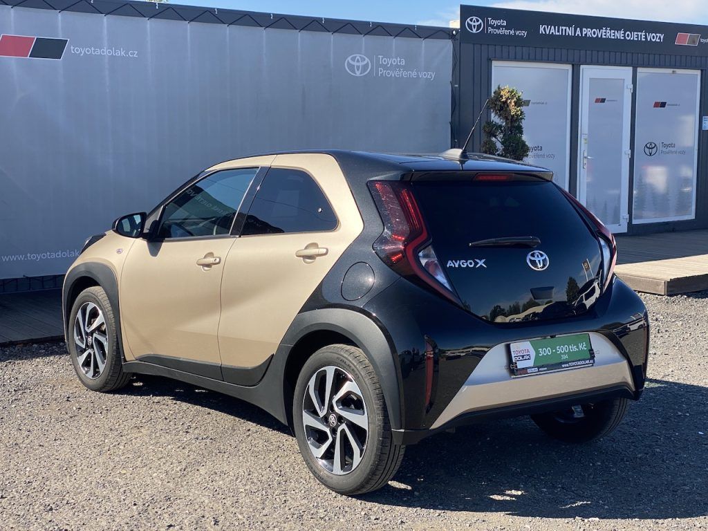 Toyota Aygo, 1.0i, ČR, Style, automat, DPH - fotka 5
