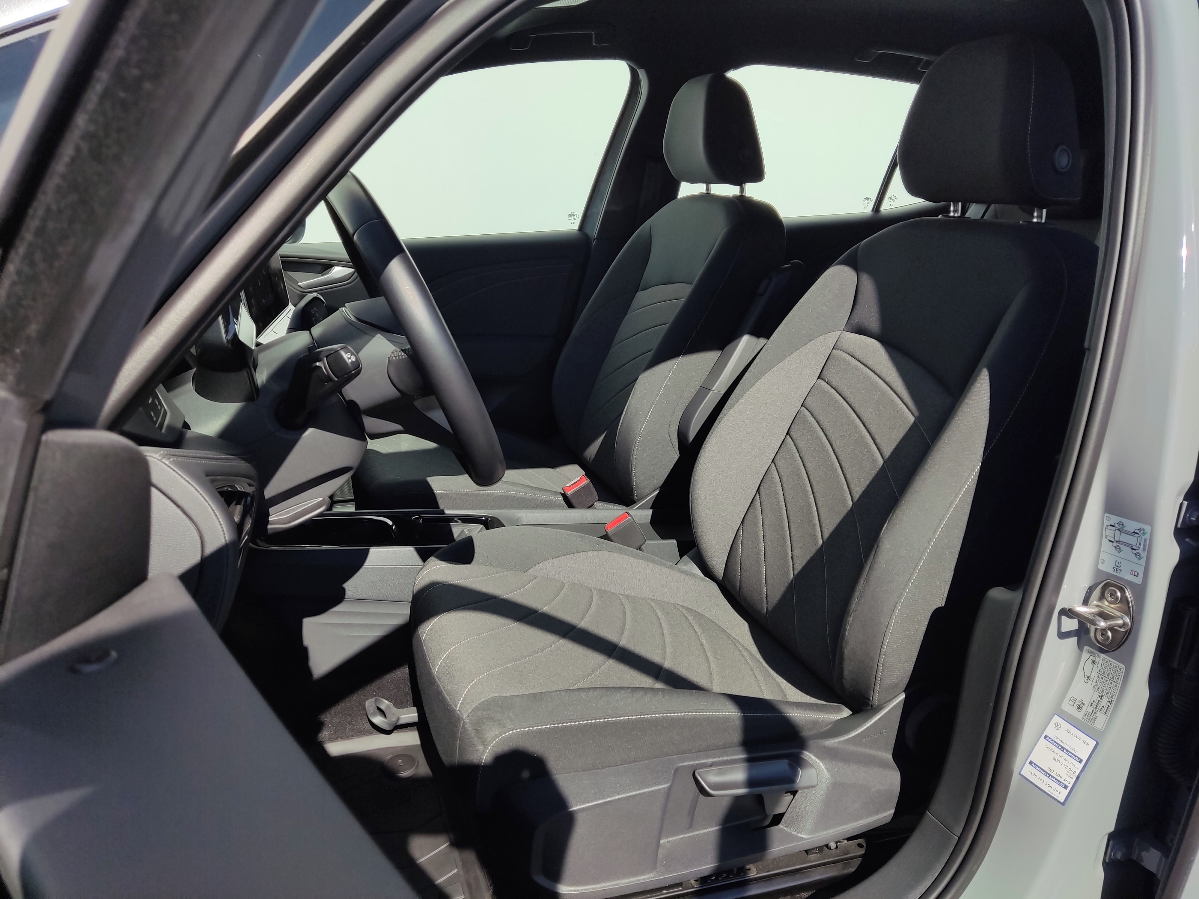Volkswagen ID.3, 52 kWh 125 kW Pure Limited - fotka 6
