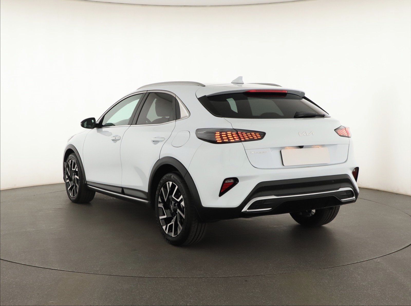 Kia XCee´d, 1.6 T-GDI, Záruka, Automat, ČR - fotka 4