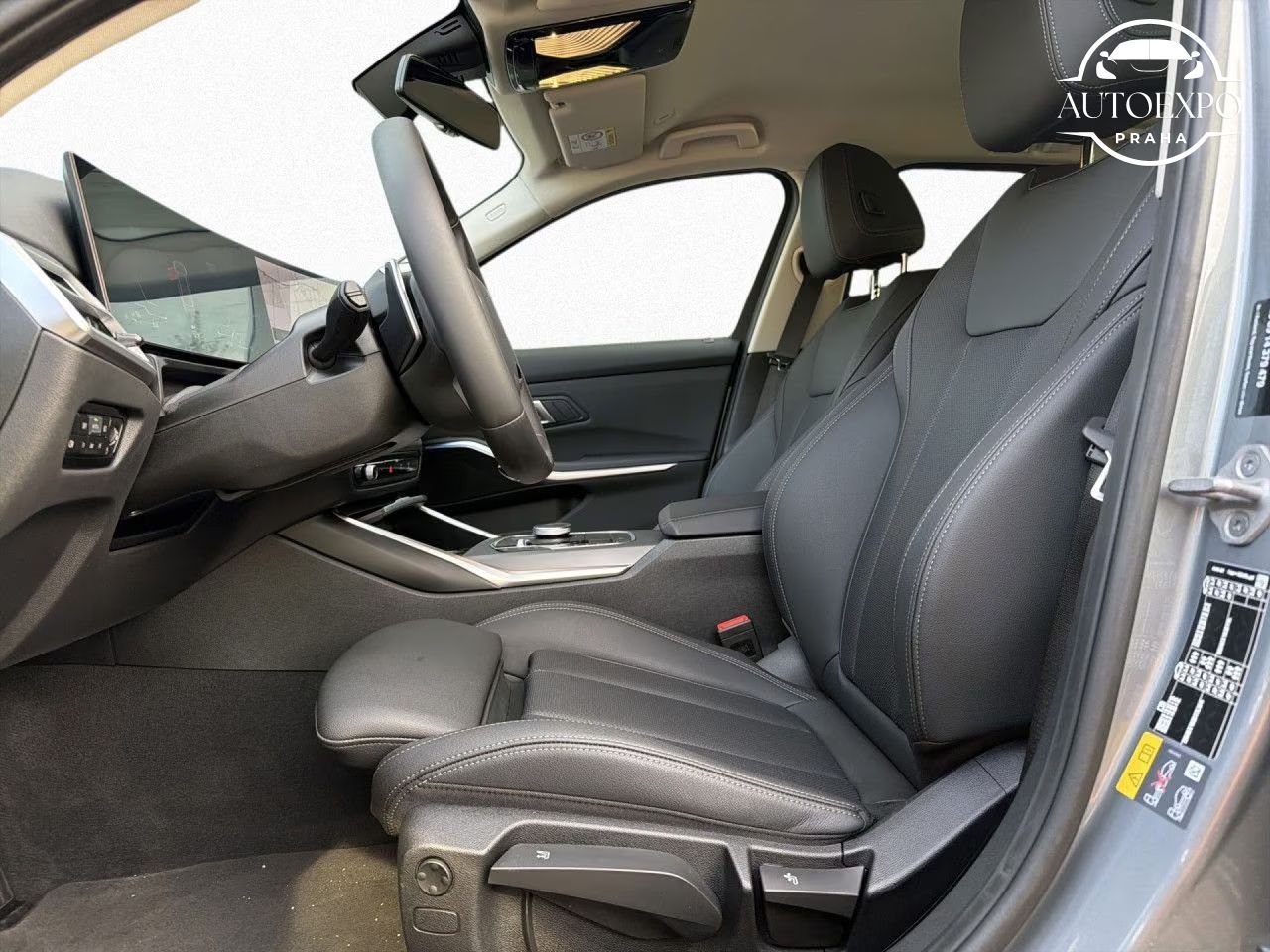 BMW Řada 3, 330e Touring* - fotka 6