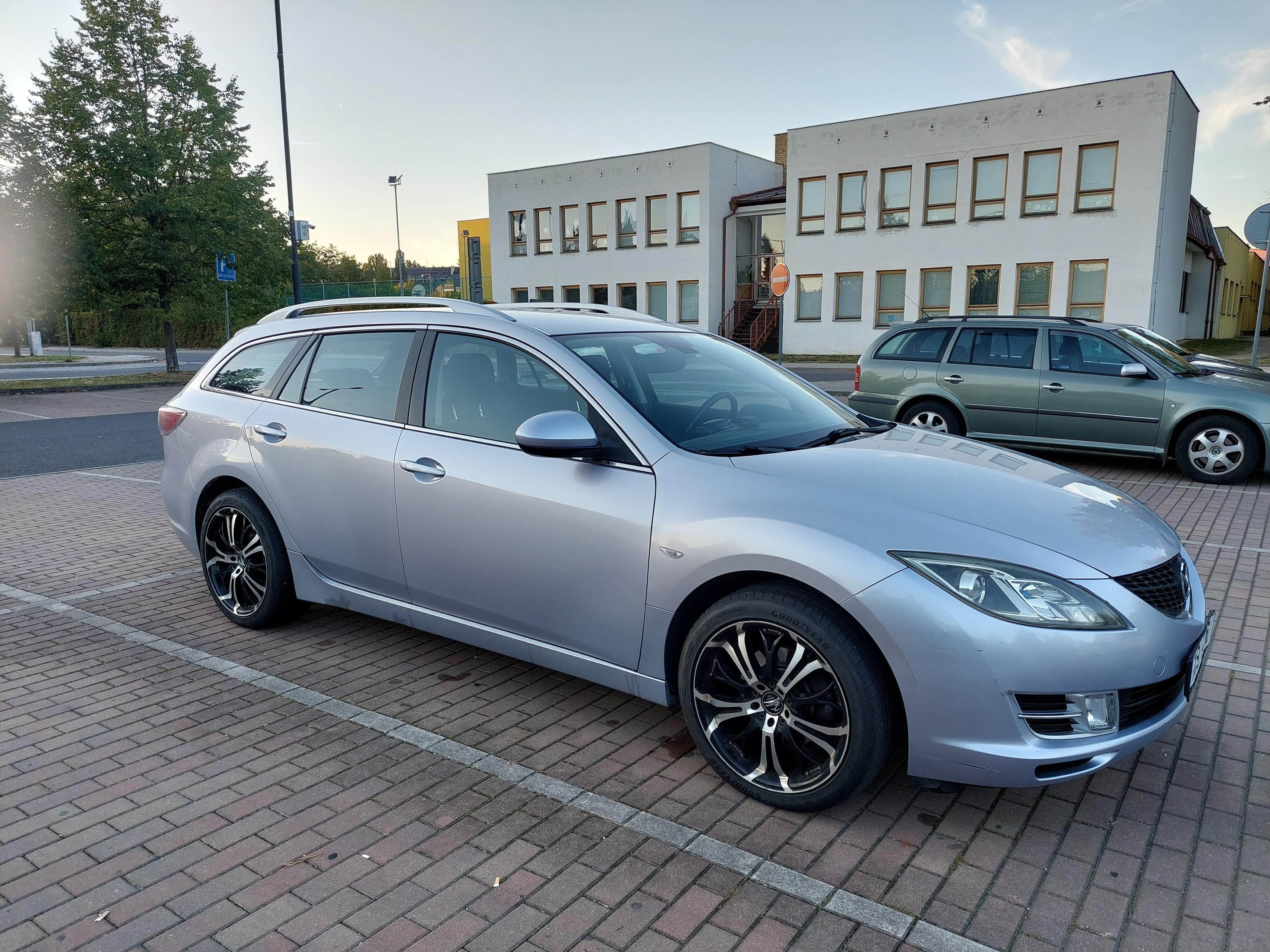 Mazda 6, 2.0, 108 kW, Klima, Tažné - fotka 6