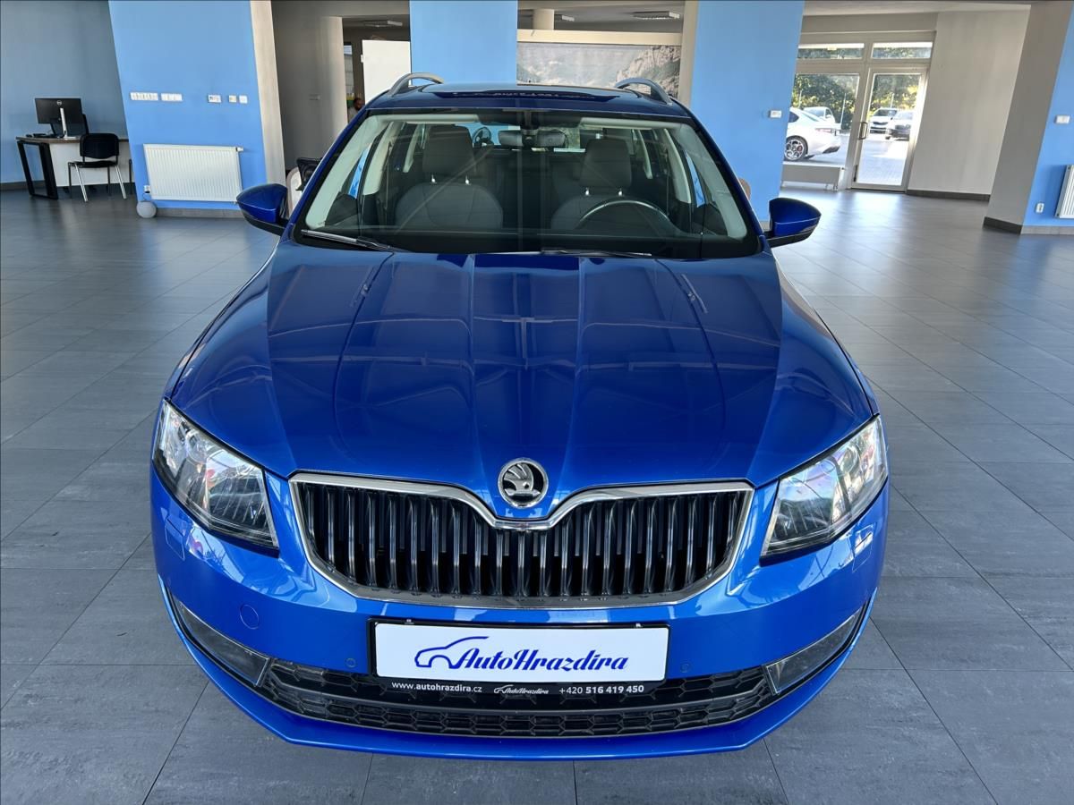 Škoda Octavia, 1,8   TSI 132kW,STYLE,2.MAJITE - fotka 2