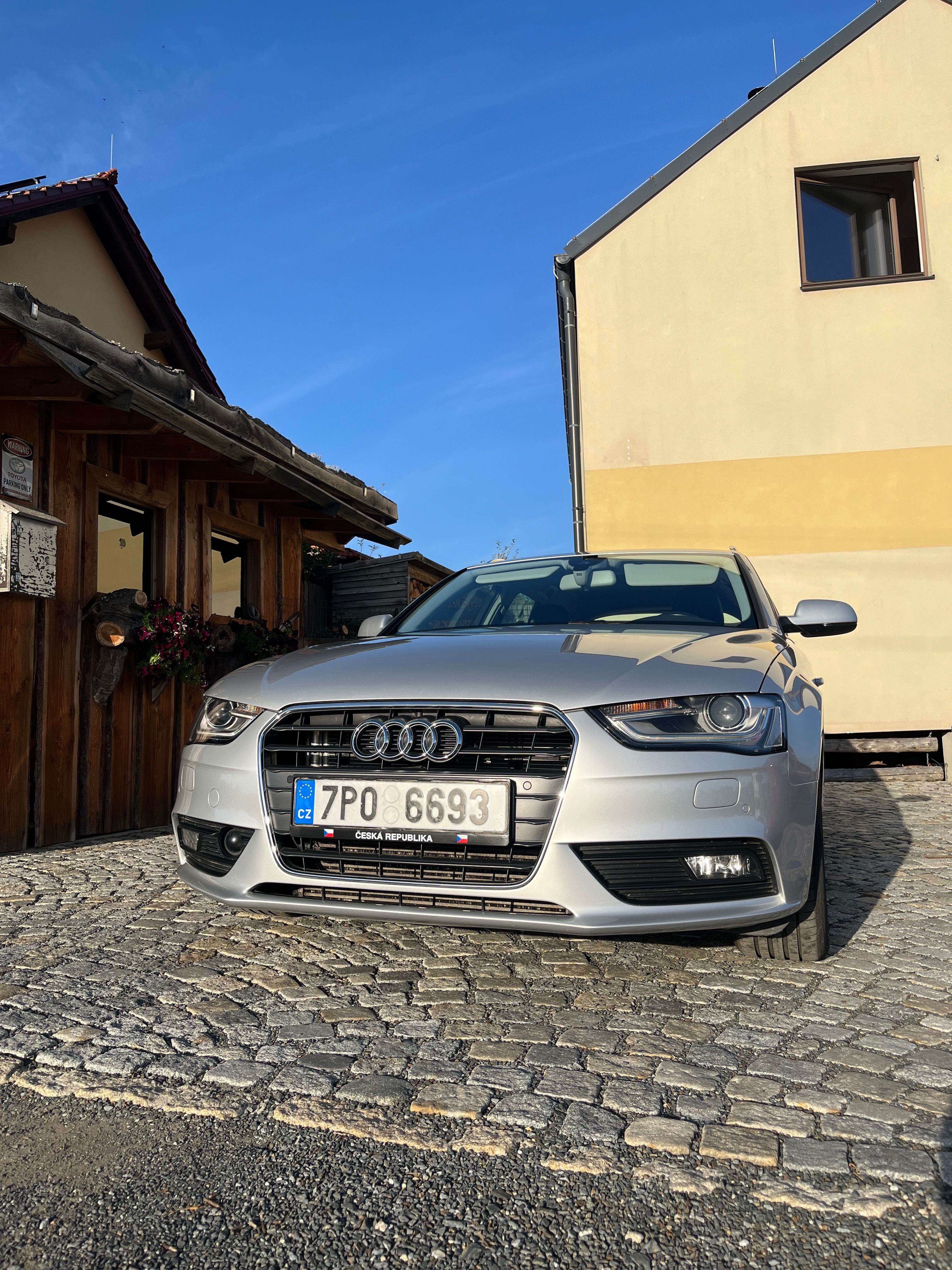 Audi A4 Avant, Audi A4 Avant 2.0 TDI (110 kW) - fotka 3