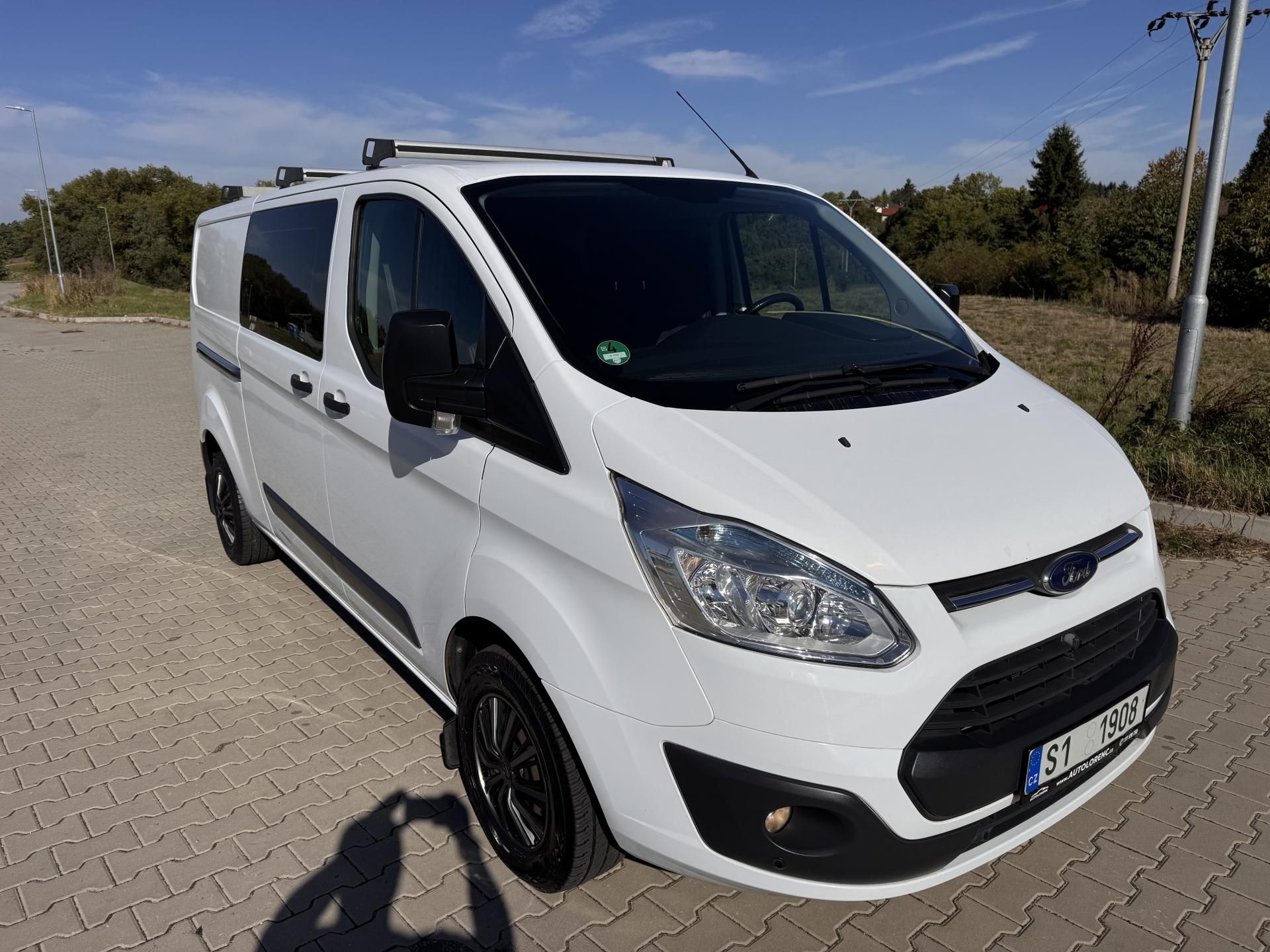 Ford Transit Custom, 2.2TDCI 92Kw L2 - 5.Míst - fotka 3