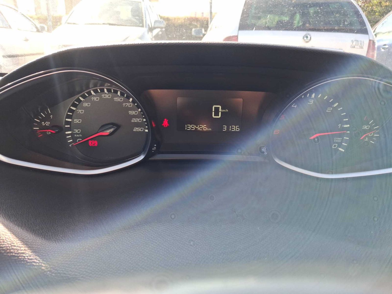 Peugeot 308, 1.5 BlueHDi - fotka 3
