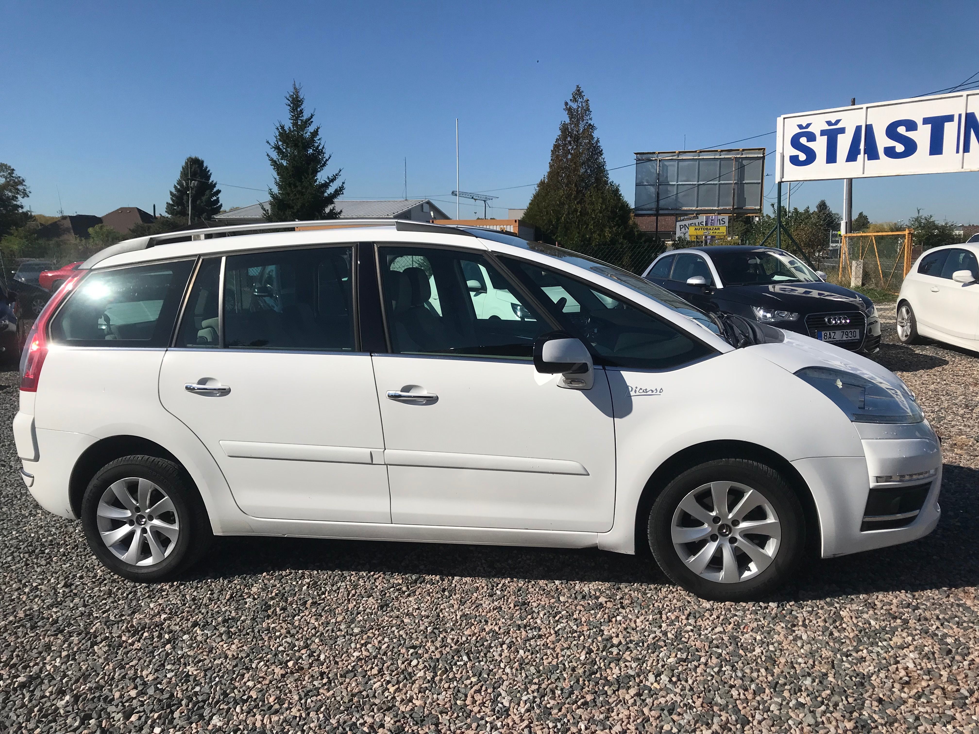 Citroën Grand C4 Picasso, 1.6 VTI,88 KW,7-MÍST NOVÉ V ČR - fotka 5