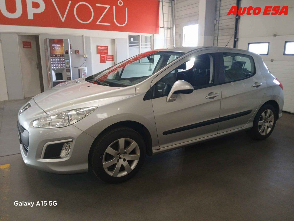 Peugeot 308, 1.4i,ČR