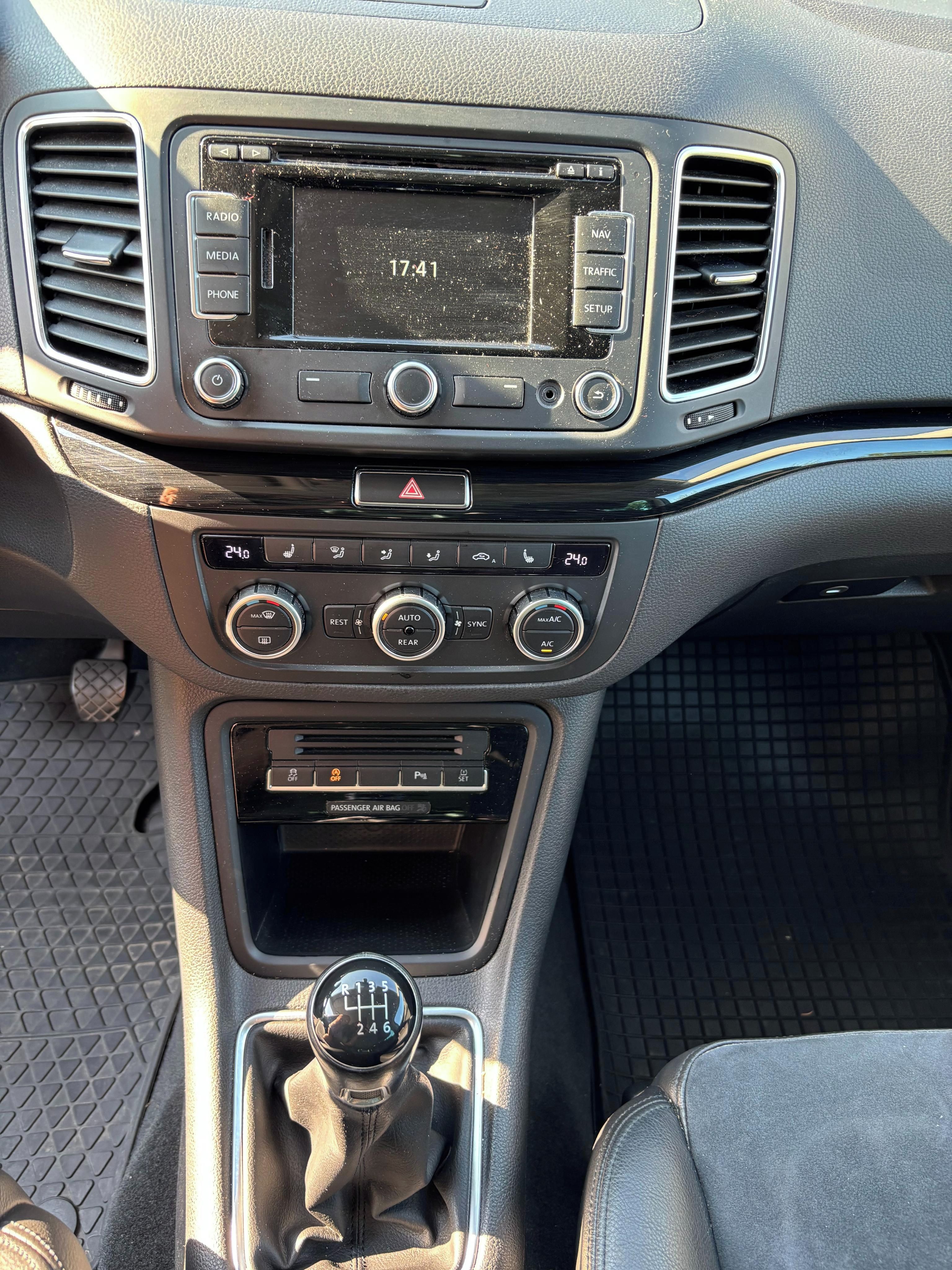 Seat Alhambra, 2.0 130kW - fotka 4