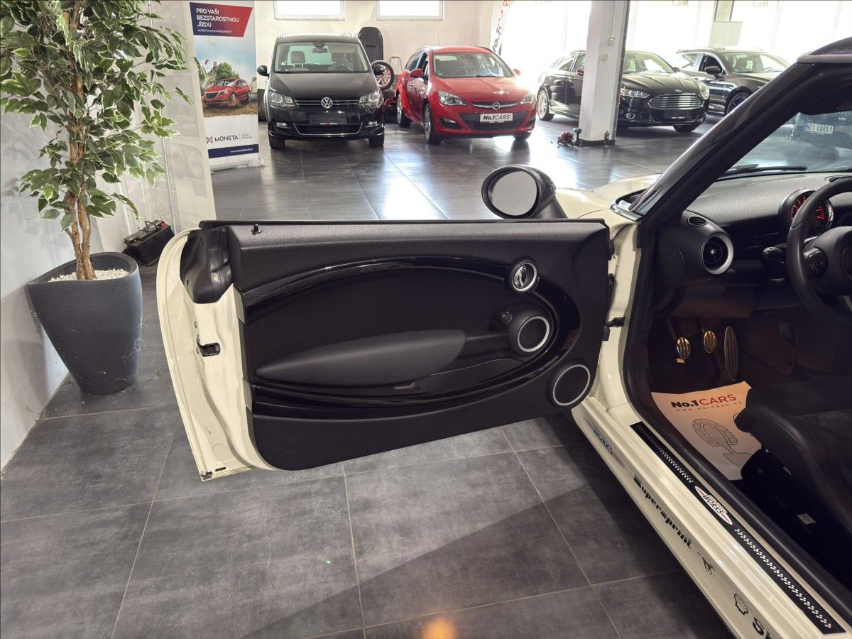 Mini Cooper, 1,6   JWC RECARO SUPERSPRINT - fotka 6