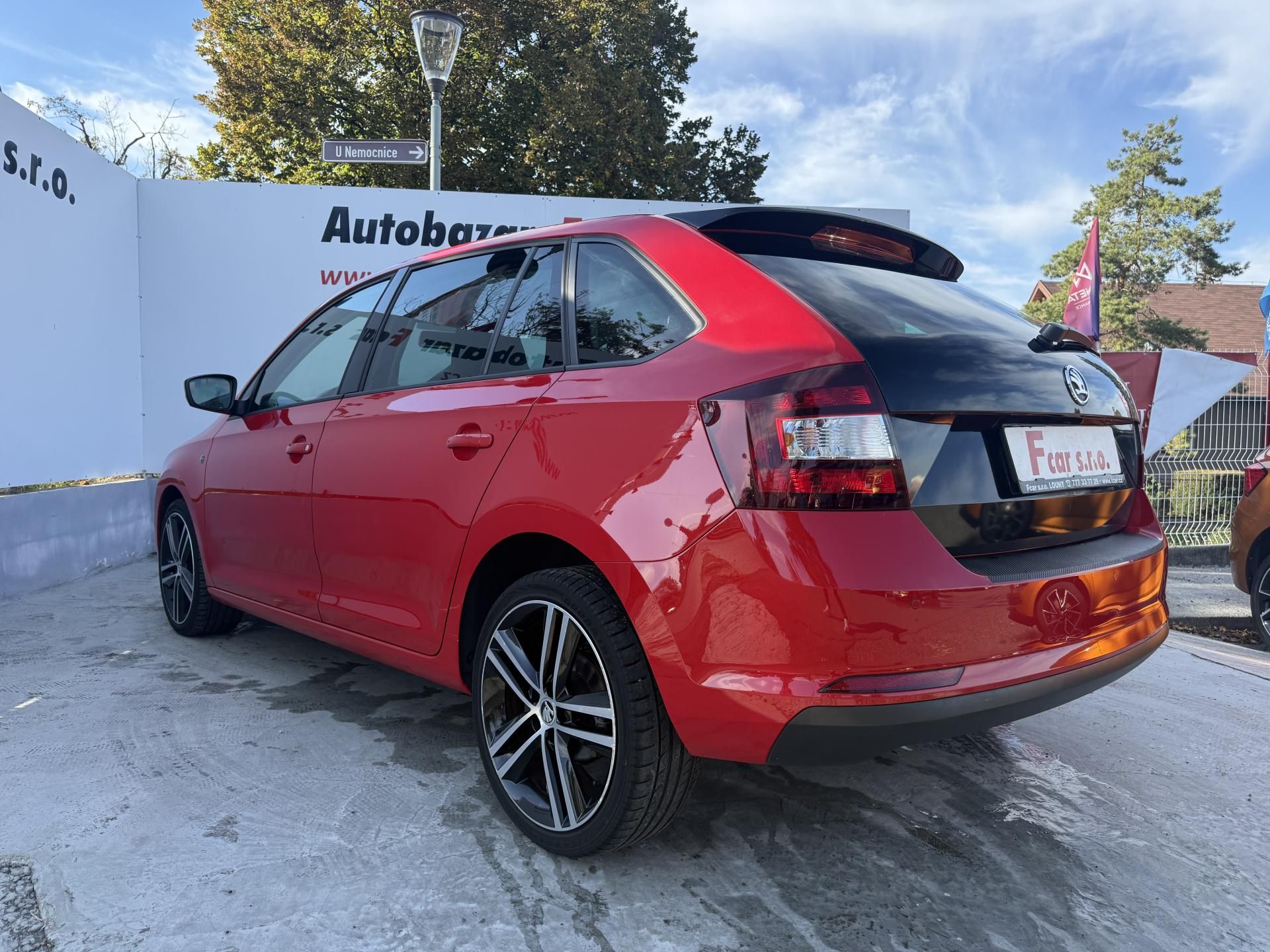 Škoda Rapid, 1.6 TDI DSG Style ser. knížka - fotka 6