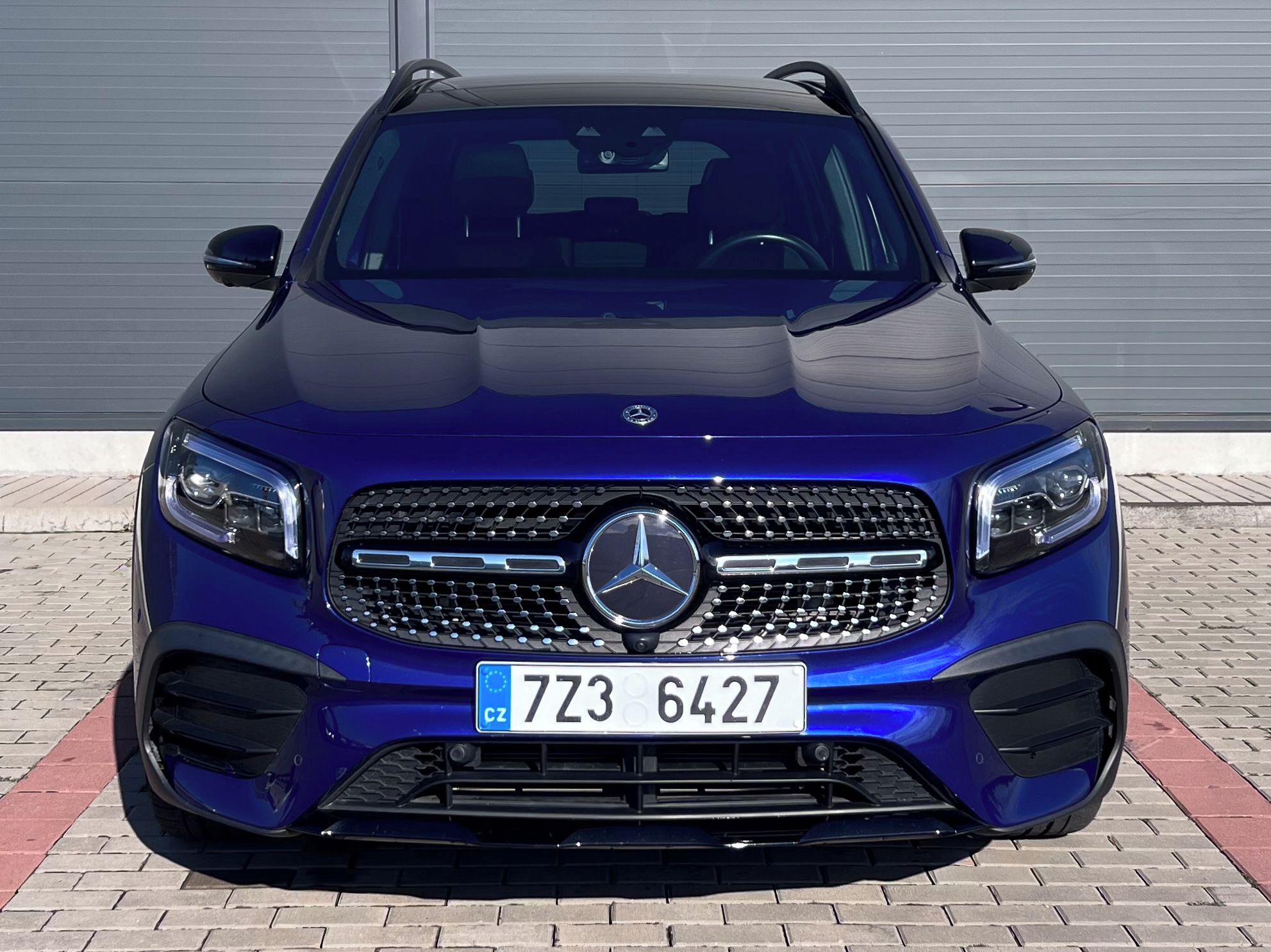 Mercedes-Benz GLB, 220d-4MATIC-AMG-140KW - fotka 2