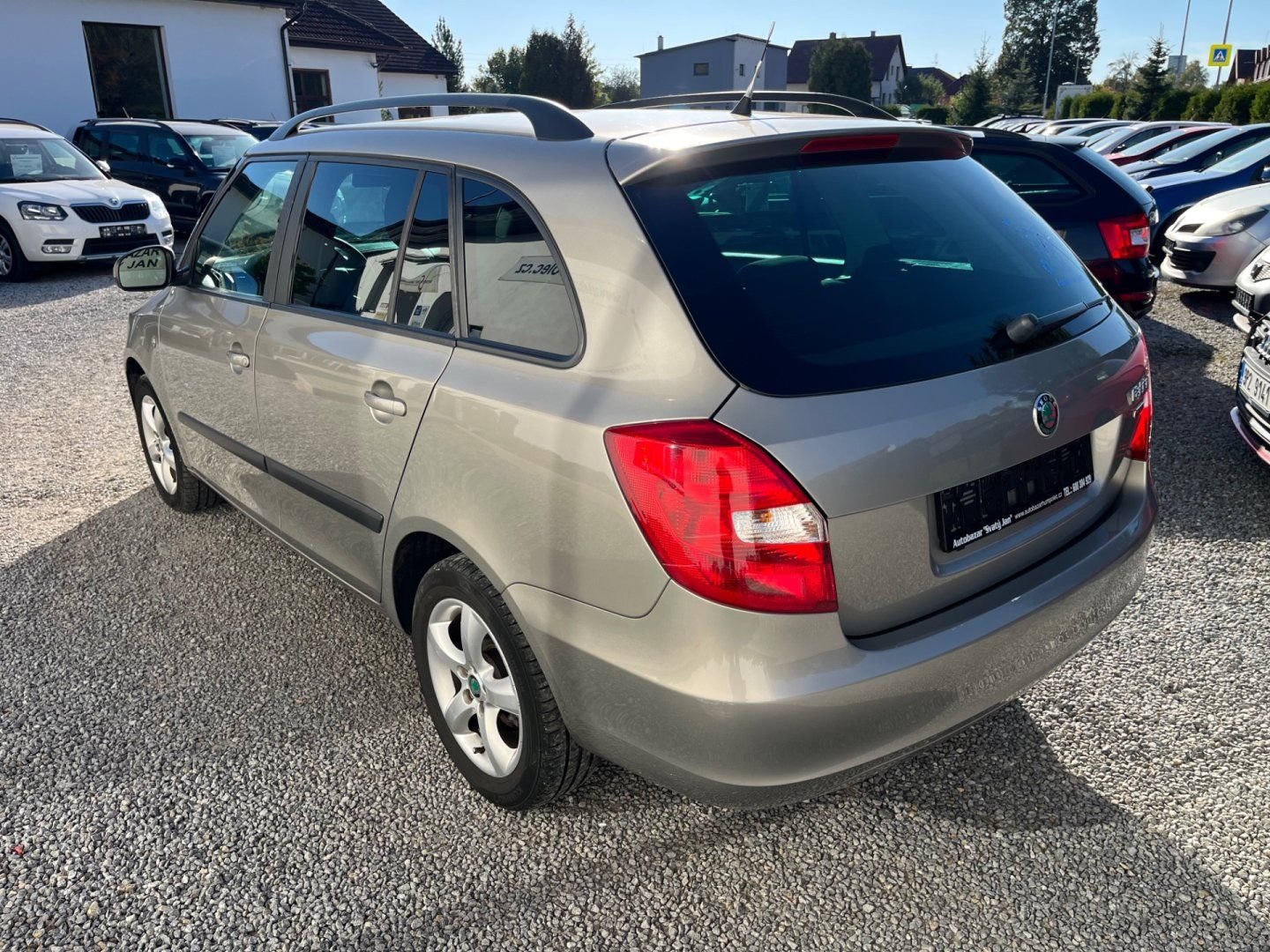 Škoda Fabia, 1.4 16 V - fotka 4