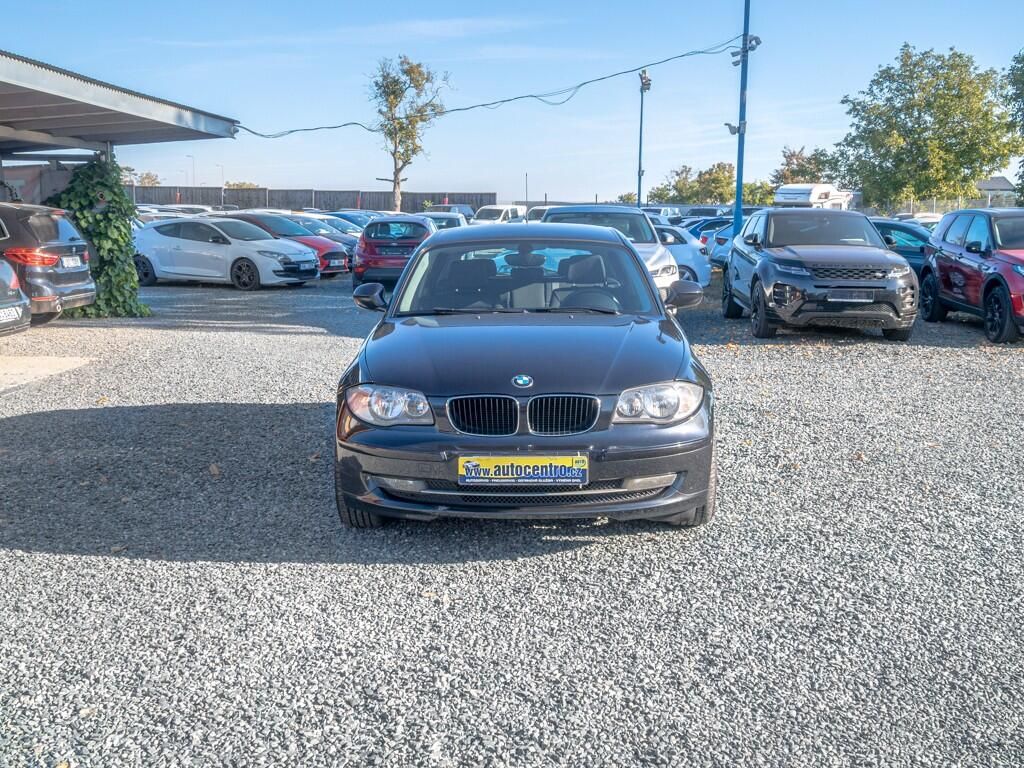 BMW Řada 1, 116i 90KW – DIGI KLIMA - fotka 2