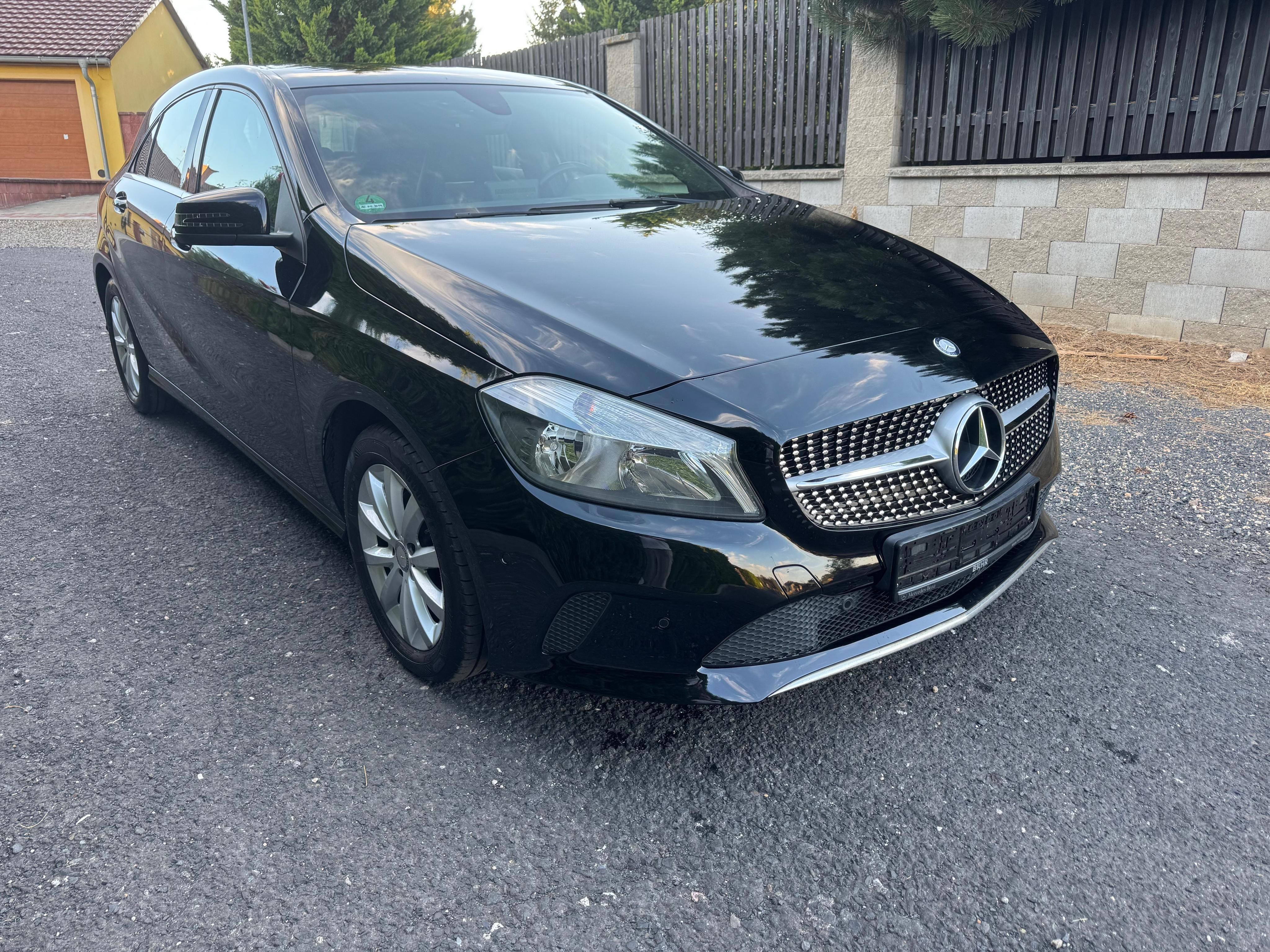 Mercedes-Benz Třídy A, 1.6 90kw,Automat,navigace