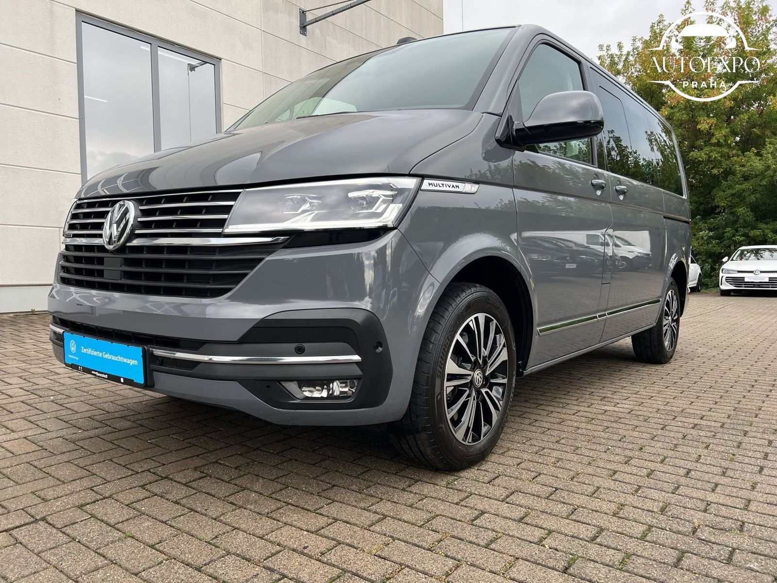 Volkswagen Multivan, 2.0 TDI DSG 4x4* Highline LED* - fotka 2