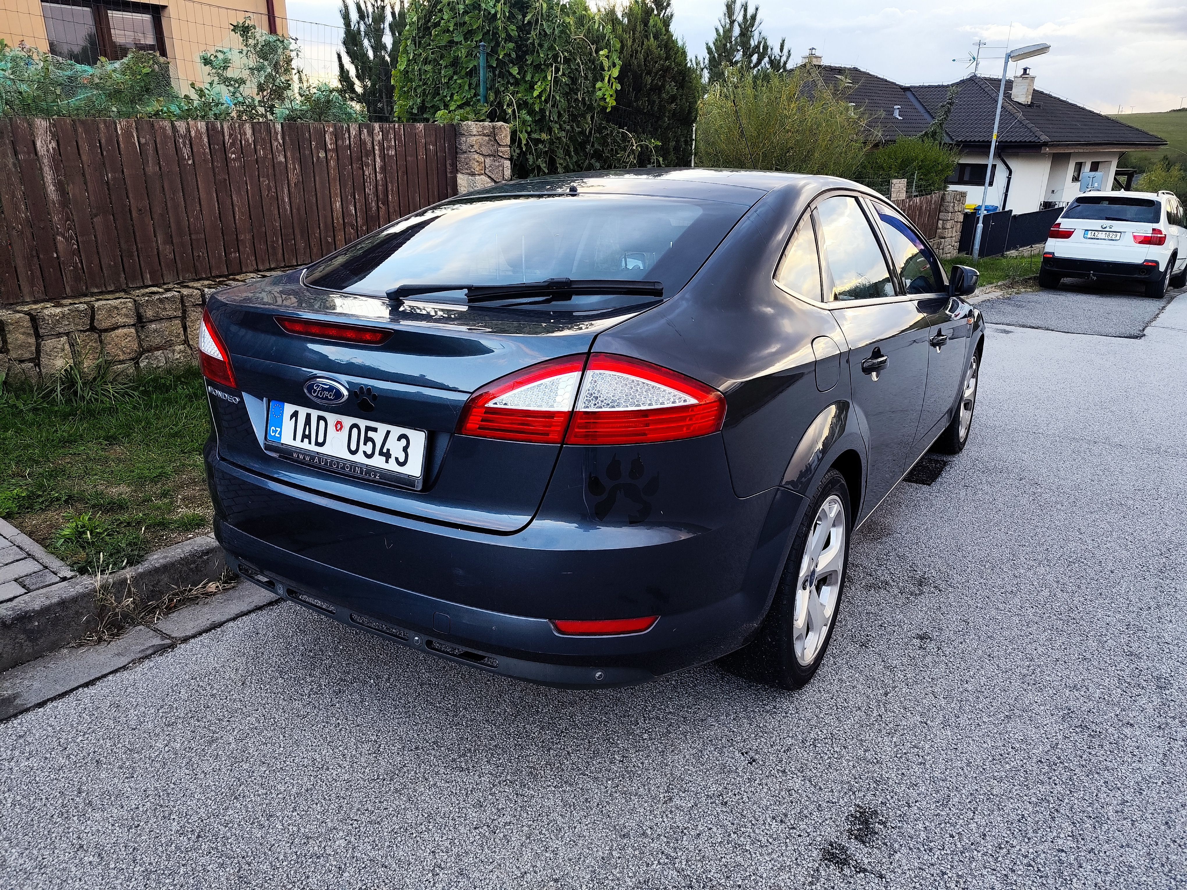 Ford Mondeo - fotka 2