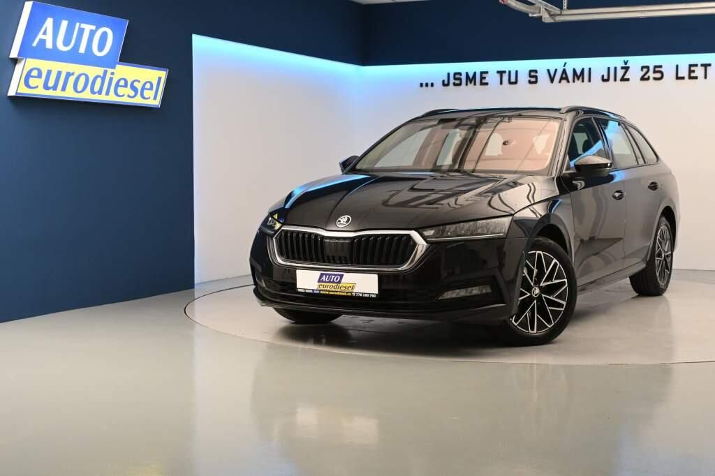 Škoda Octavia, 2.0 DSG LED ACC VIRTUAL TDI - fotka 2