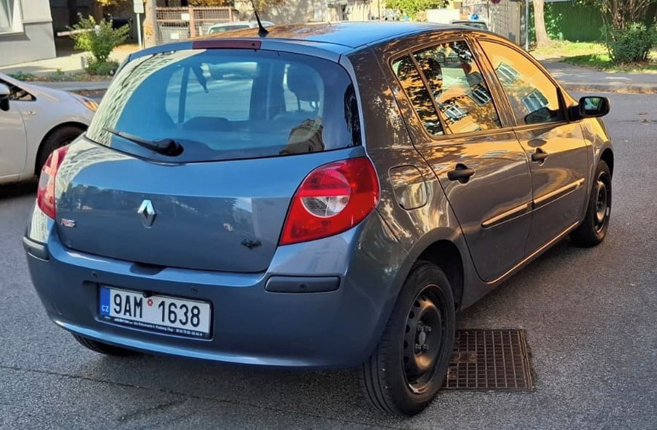Renault Clio, 1.2 16v 55kW - fotka 6