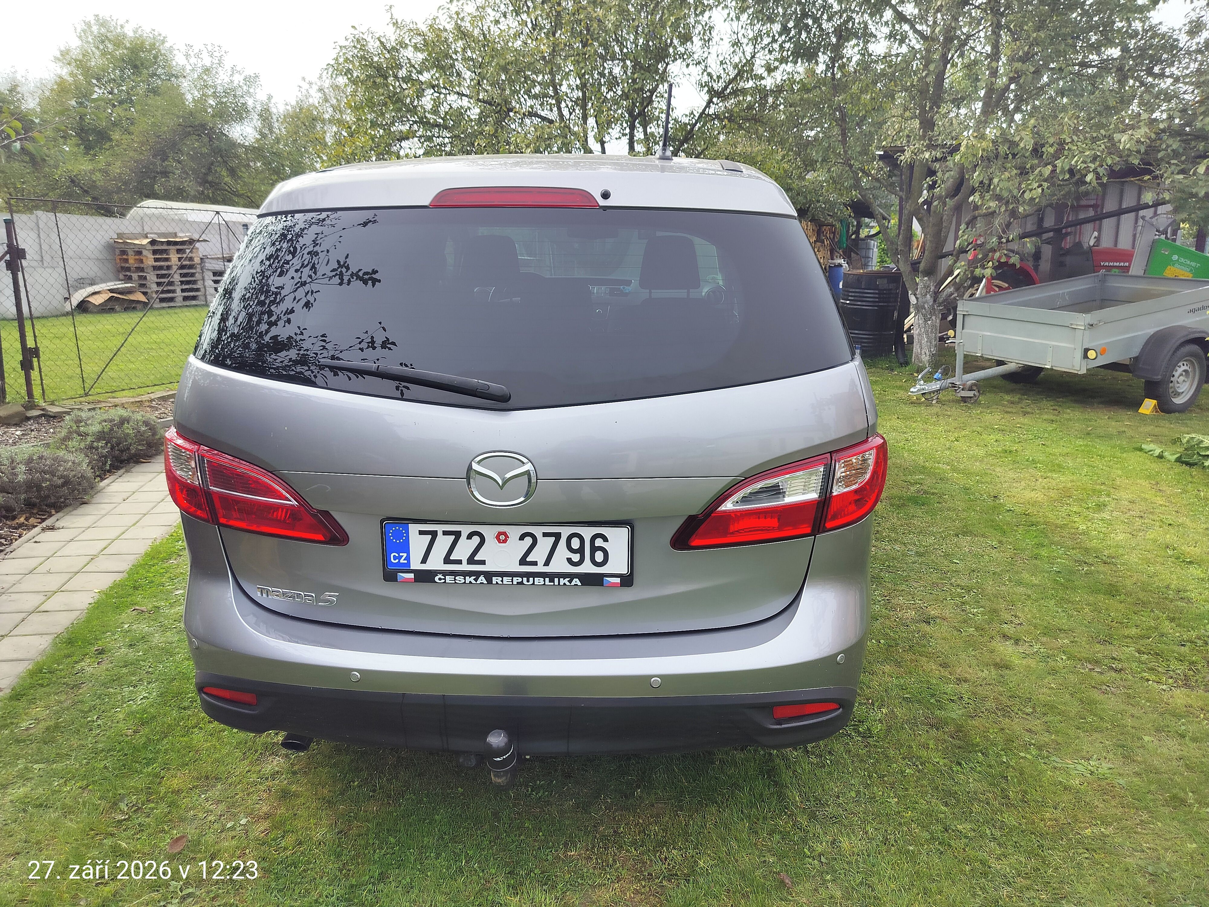 Mazda 5 - fotka 4