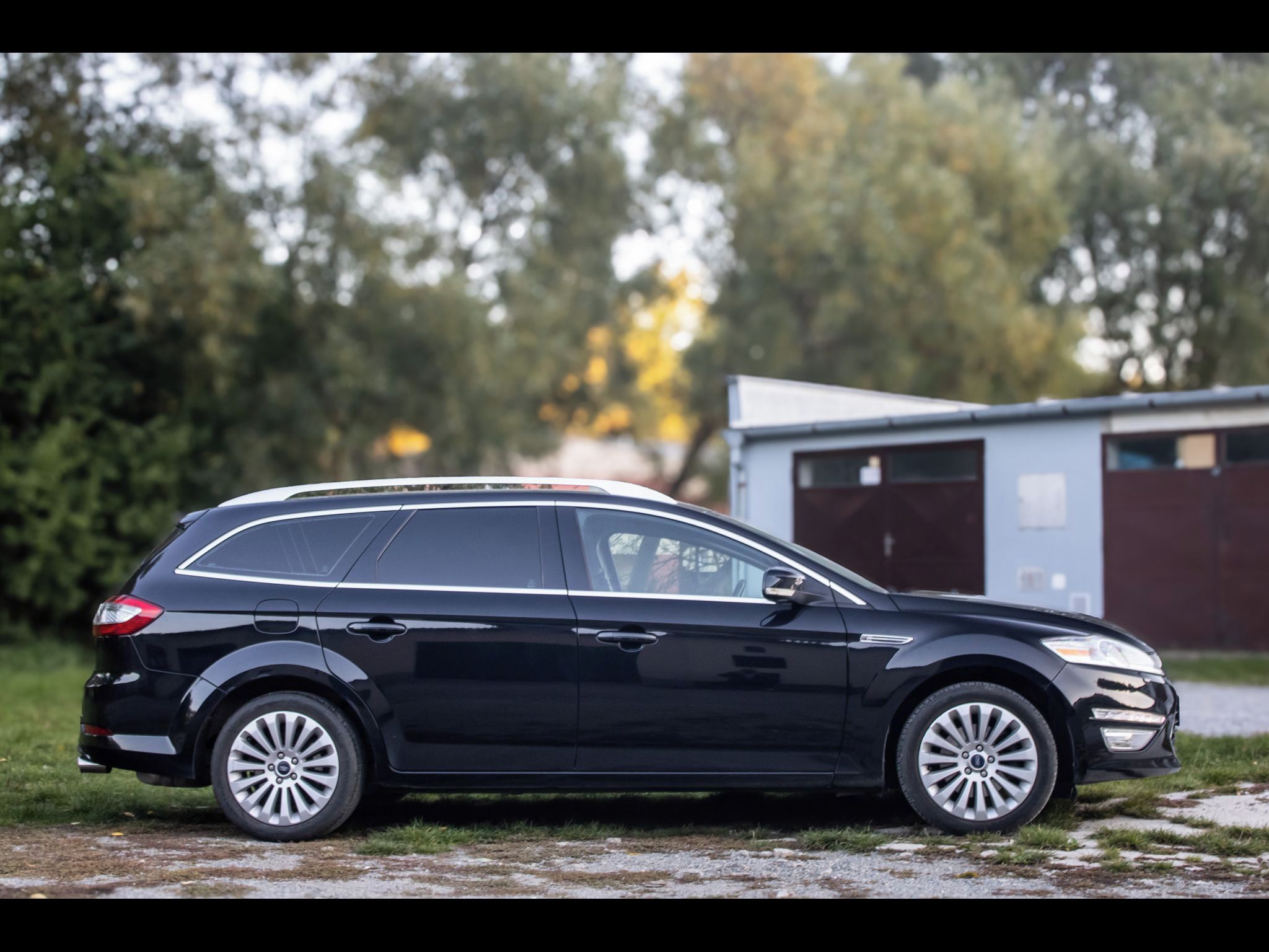 Ford Mondeo - fotka 4
