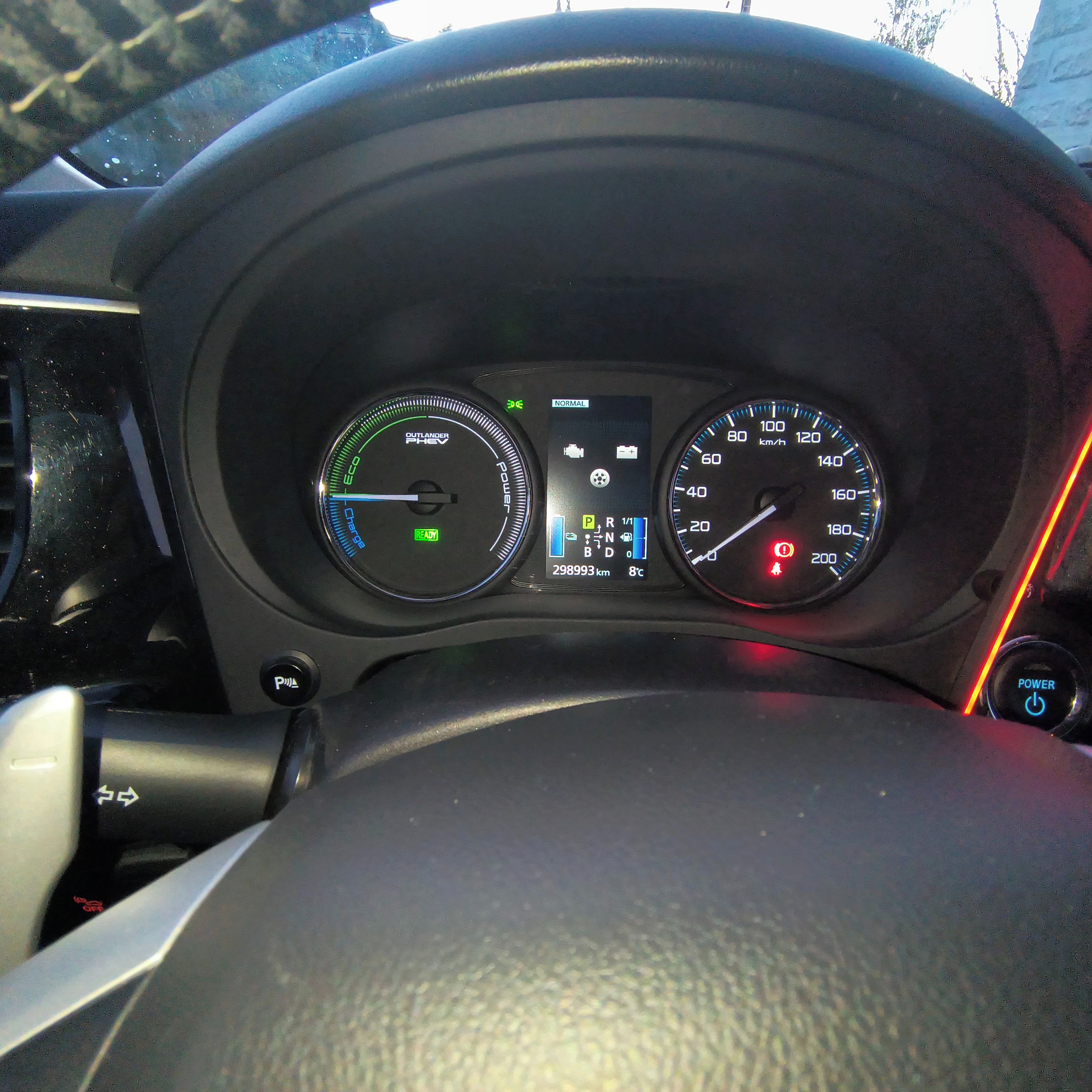 Mitsubishi Outlander, PHEV - fotka 4