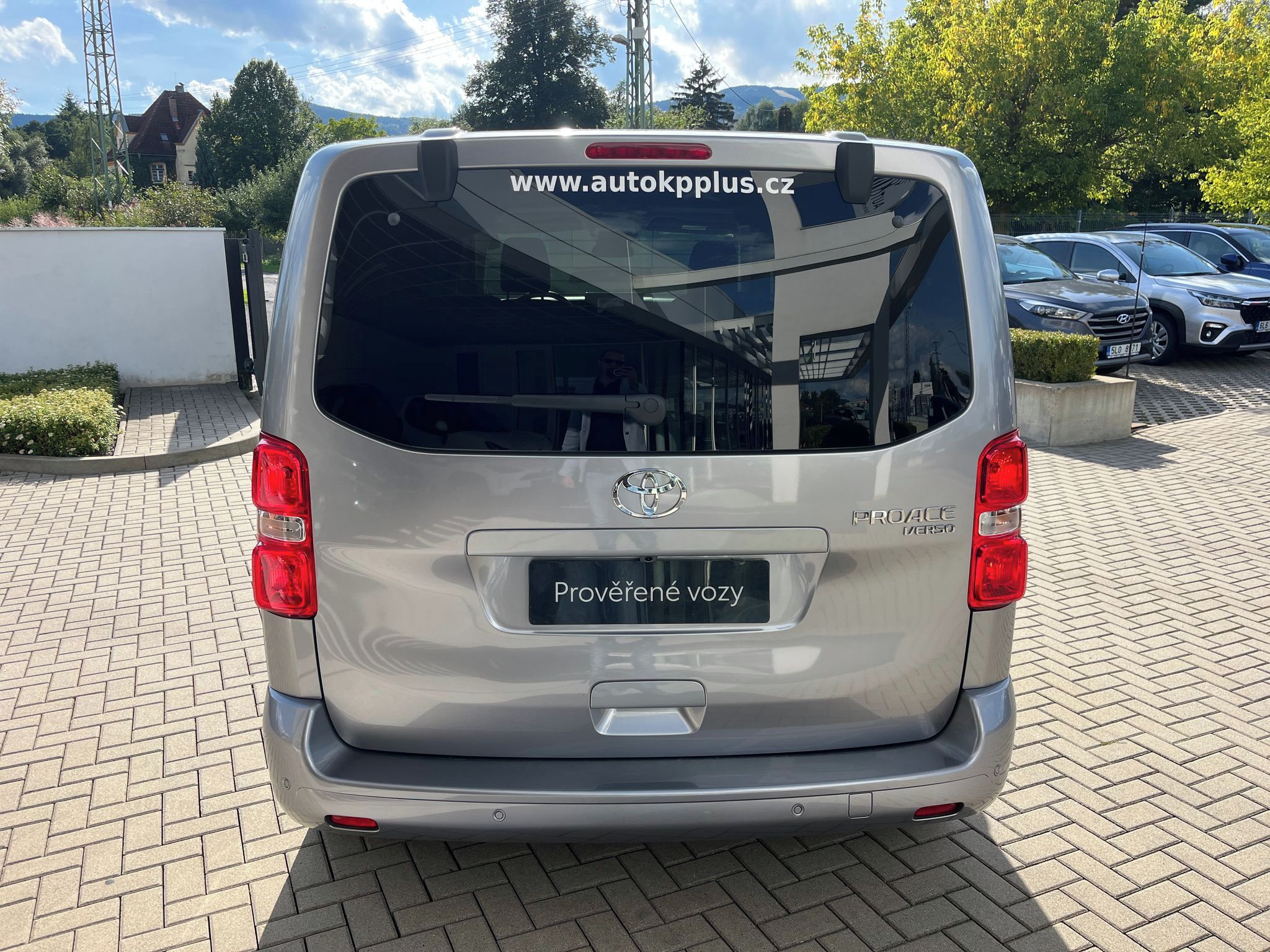 Toyota Proace Verso, 2.0 177k L1 Family Webasto 8AT - fotka 5