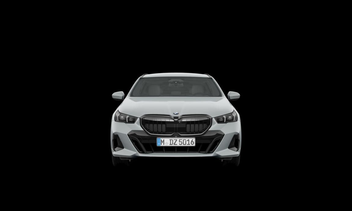 BMW Řada 5, 540d xDrive Touring - fotka 3