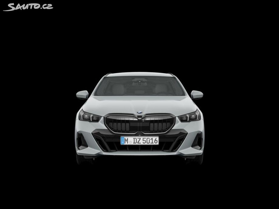 2026 BMW 523