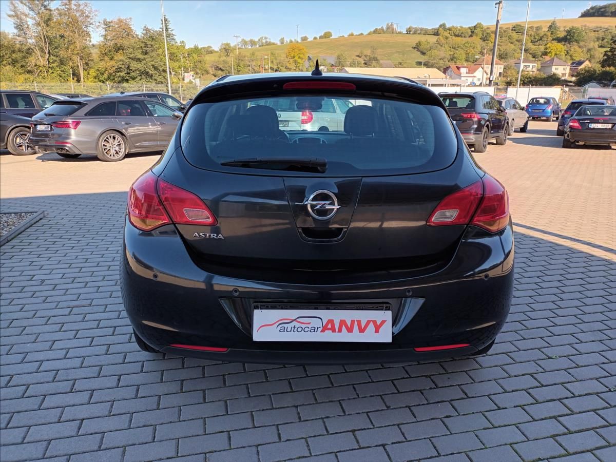 Opel Astra, 1,6 i,85KW,KLIMA,PARKING - fotka 6