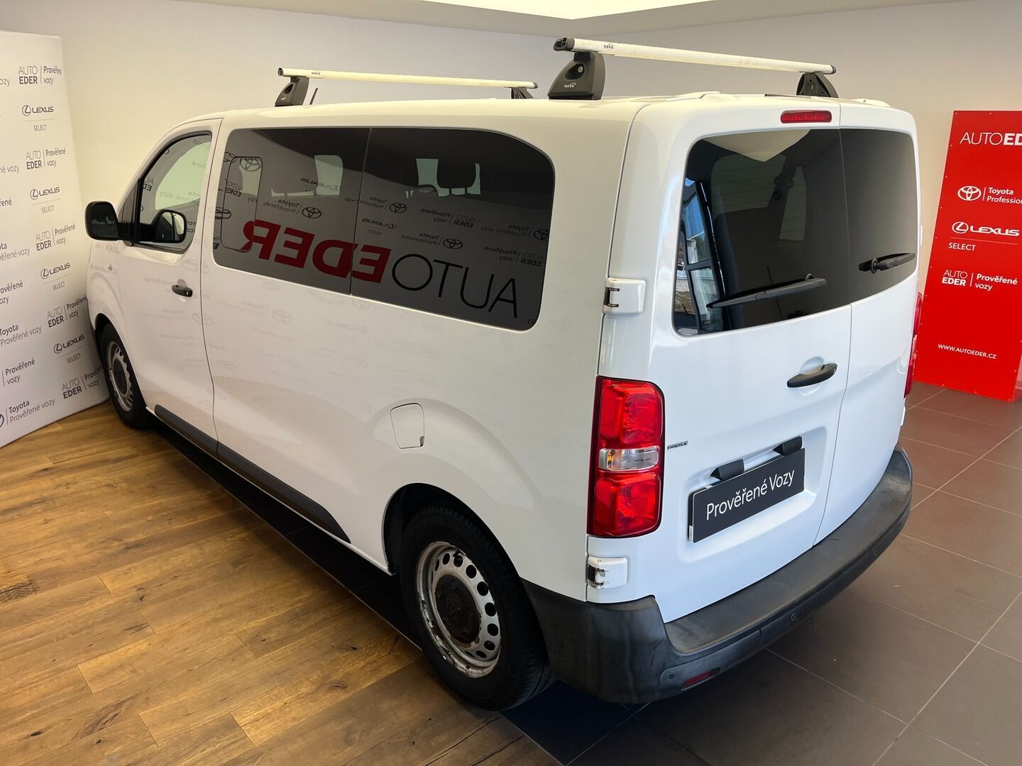 Toyota Proace, Verso 2.0D Professional 9míst - fotka 5