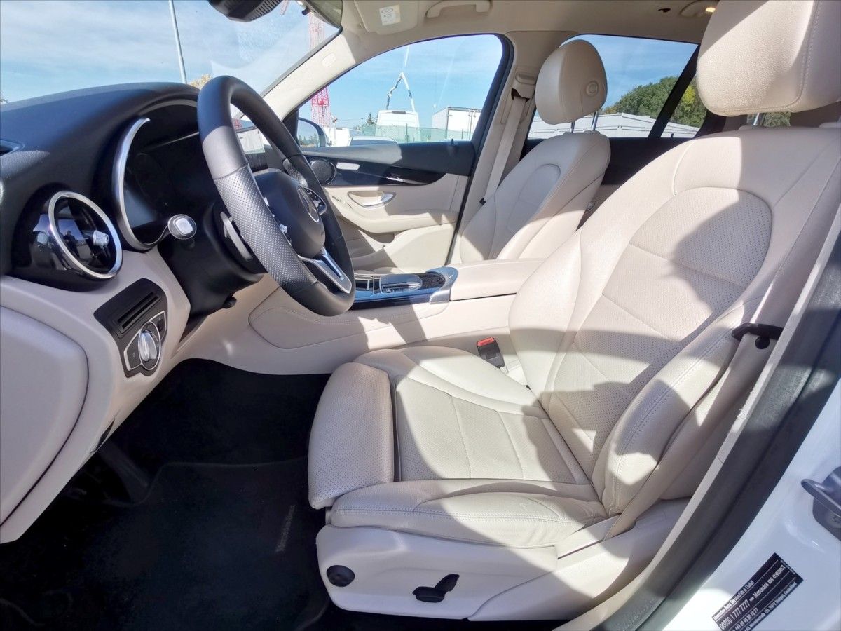 Mercedes-Benz GLC, 300e 4matic*155kw*navi*kamera - fotka 5