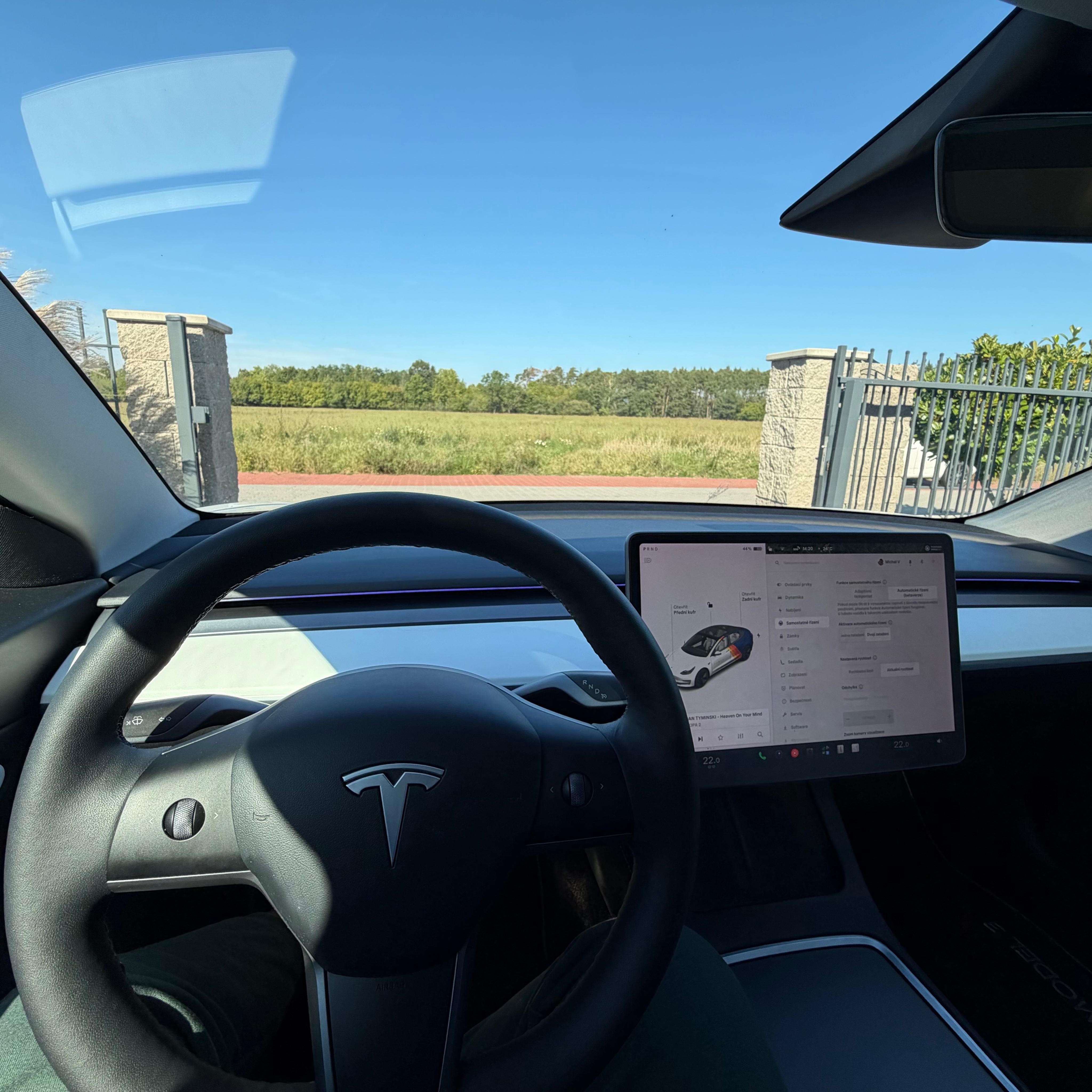 Tesla Model 3, SR+ 55kWh, SoH 82% - fotka 4